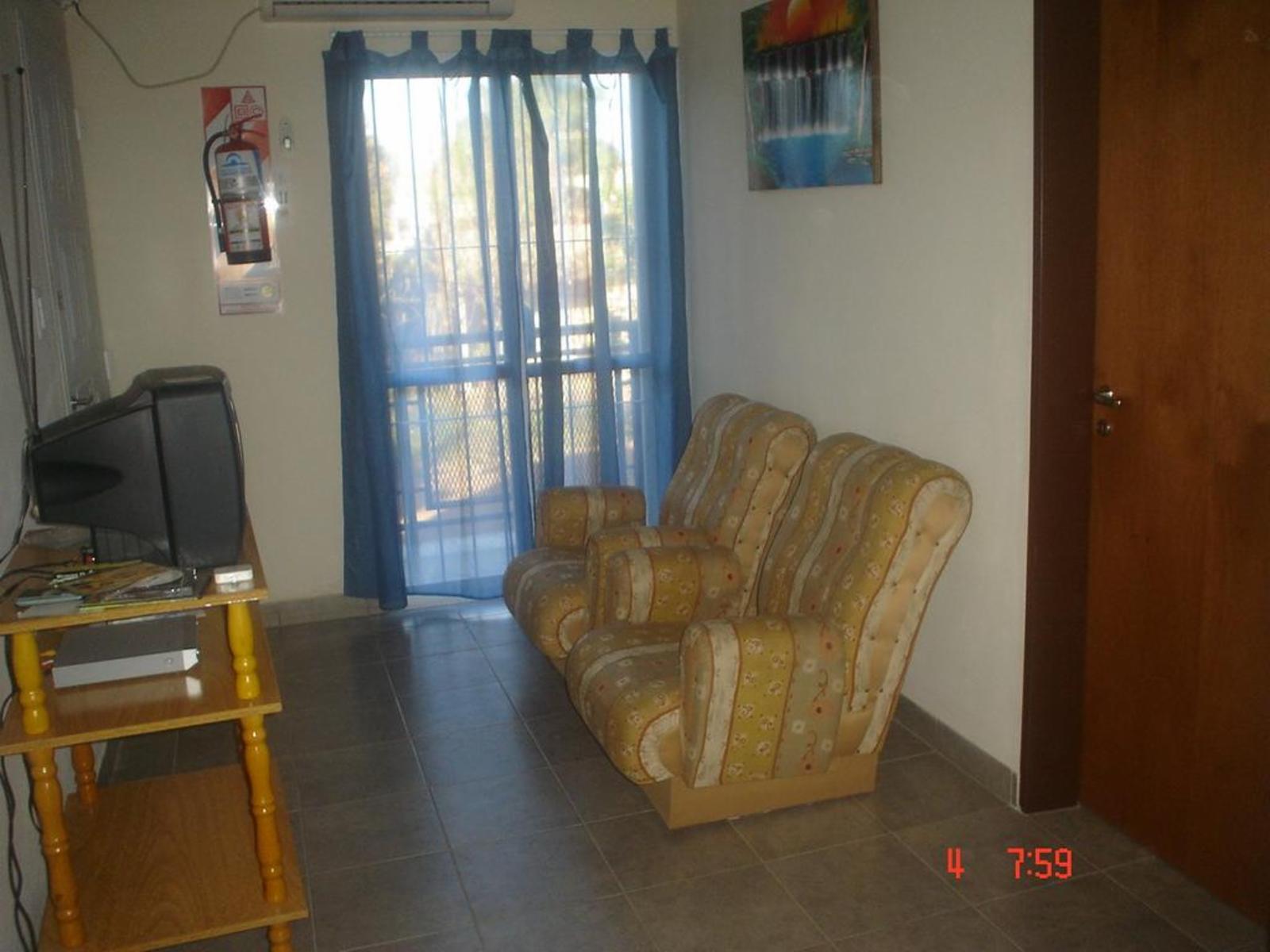 EXCELENTE DUPLEX DE 3 AMBIENTES EN GRAN ZONA TURÍSTICA EN COLÓN ENTRE RÍOS — foto 3
