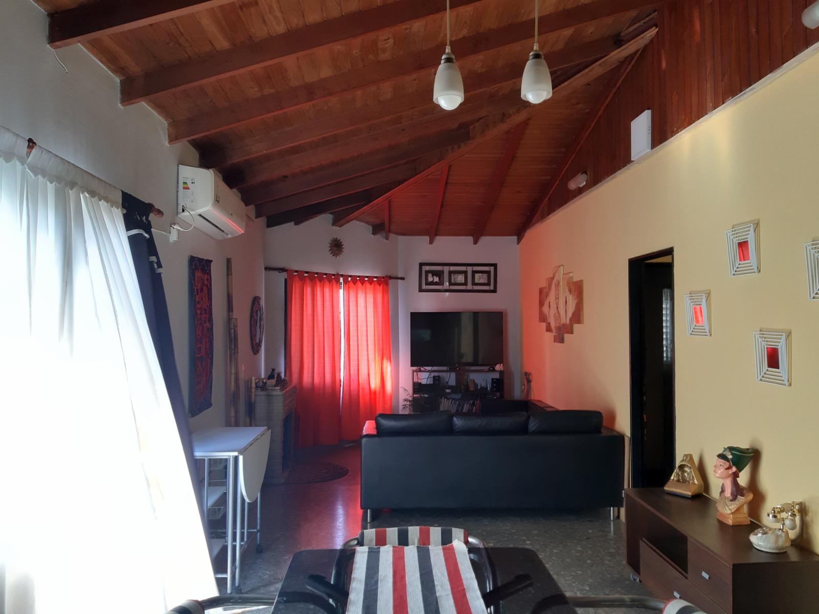 EXCELENTE PH DE 3 AMBIENTES EN PRIMER PISO UBICADO EN ESQUINA CON PATIO, TERRAZA Y COCHERA — foto 4
