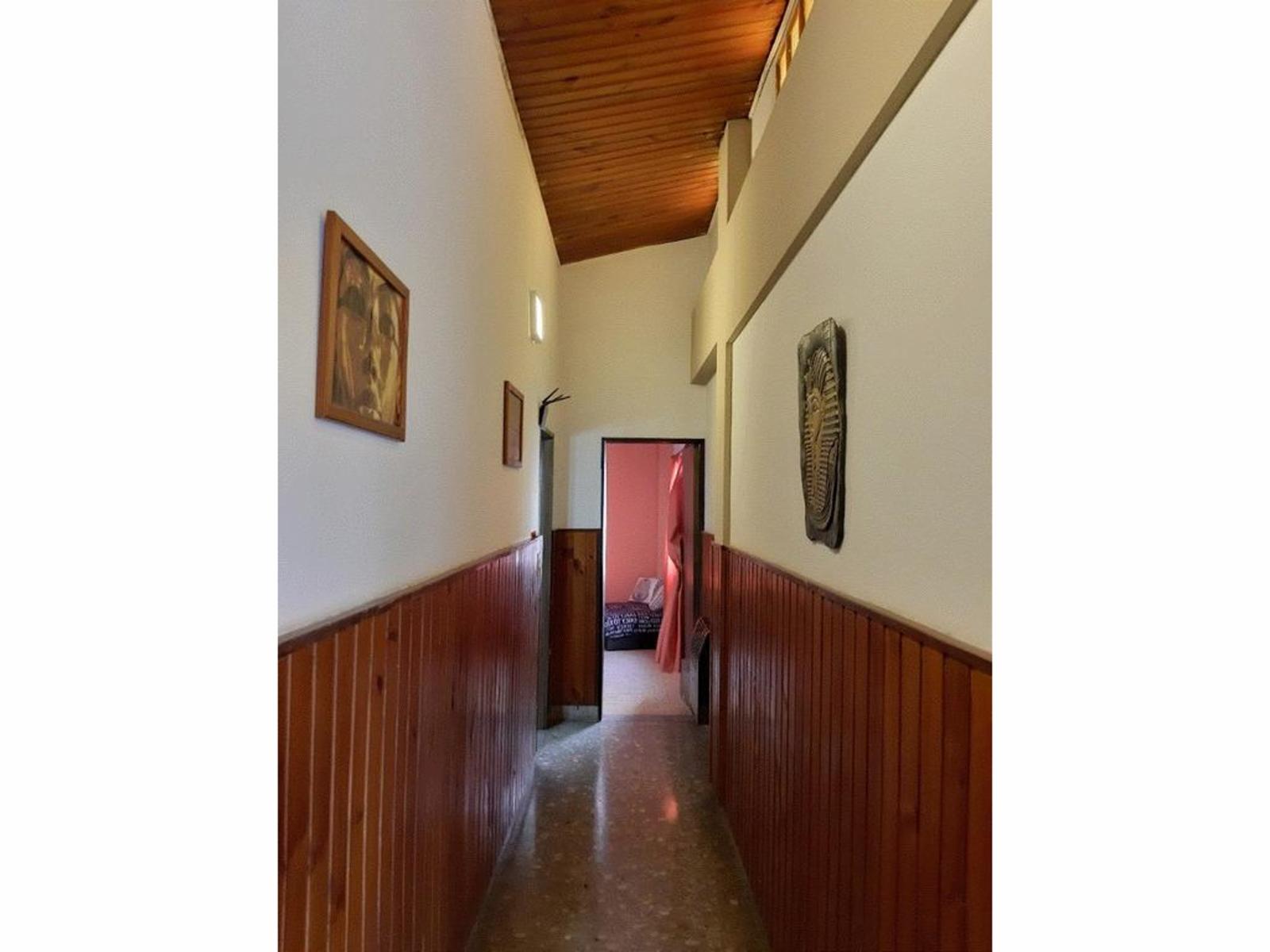 EXCELENTE PH DE 3 AMBIENTES EN PRIMER PISO UBICADO EN ESQUINA CON PATIO, TERRAZA Y COCHERA — foto 12