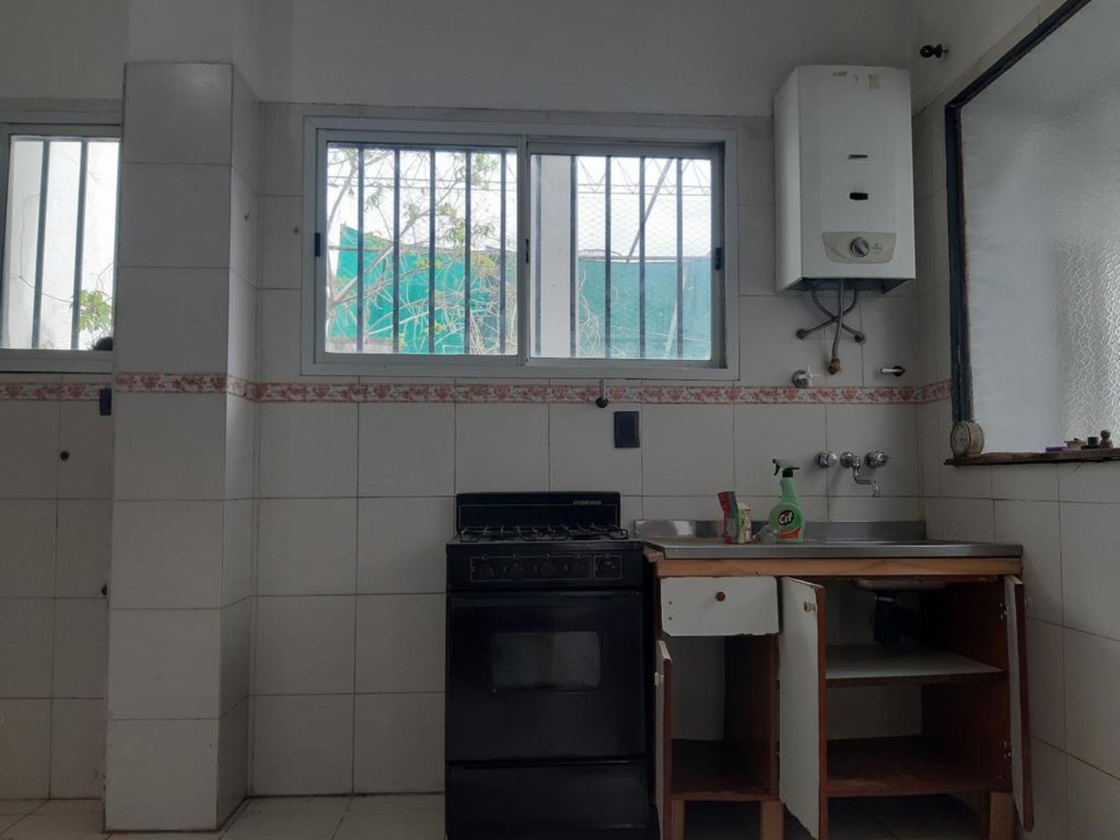 PH CON TRES PROPIEDADES DE 4, 3 Y MONOAMBIENTES — foto 5
