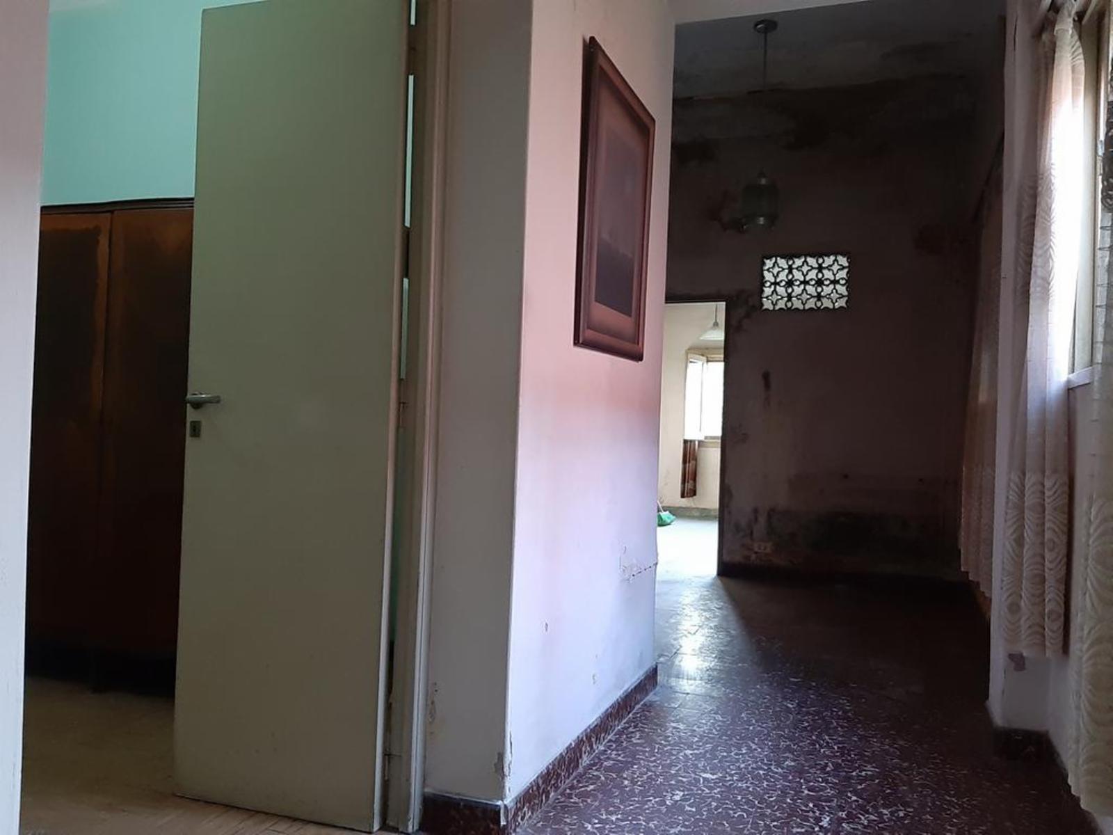 TERRENO DE 360 M² (8,66 X 41,50) CON VIVIENDA UNIFAMILIAR, PATIO Y GALPÓN EN EL FONDO — foto 11