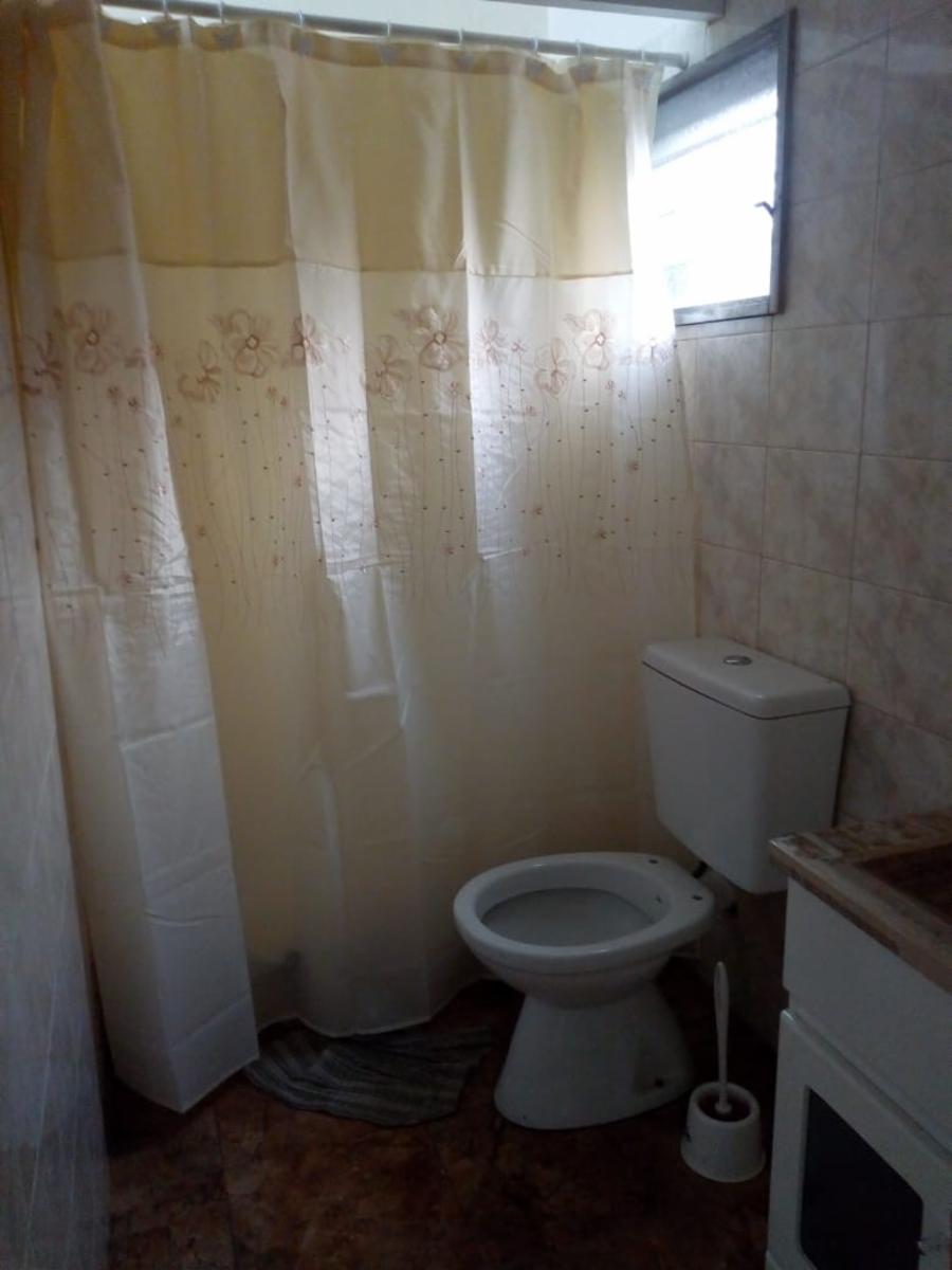 EXCELENTE CASA DE 4 AMBIENTES CON JARDÍN DE FRENTE, COCHERA CUBIERTA, SÓTANO, PATIO Y TERRAZA — foto 13