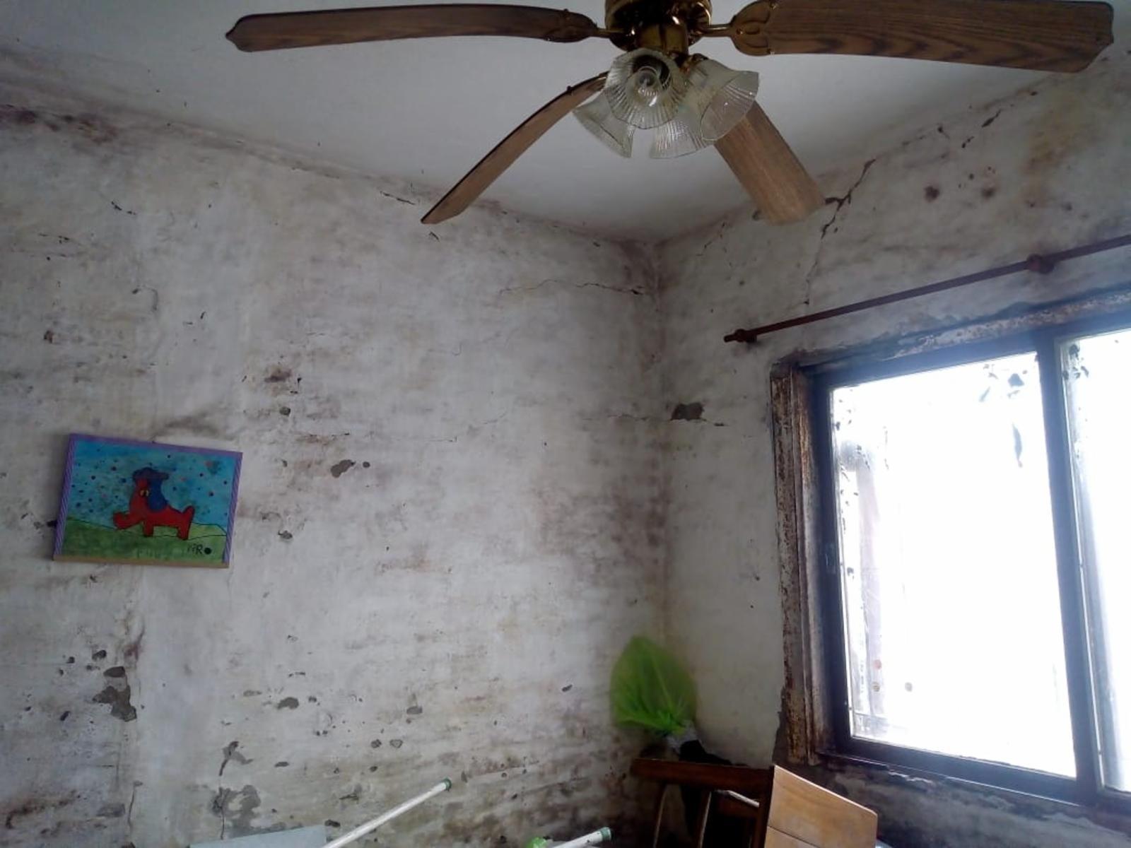 CASA DE 3 AMBIENTES CON JARDÍN DE FRENTE, PATIO Y COCHERA DESCUBIERTA — foto 11