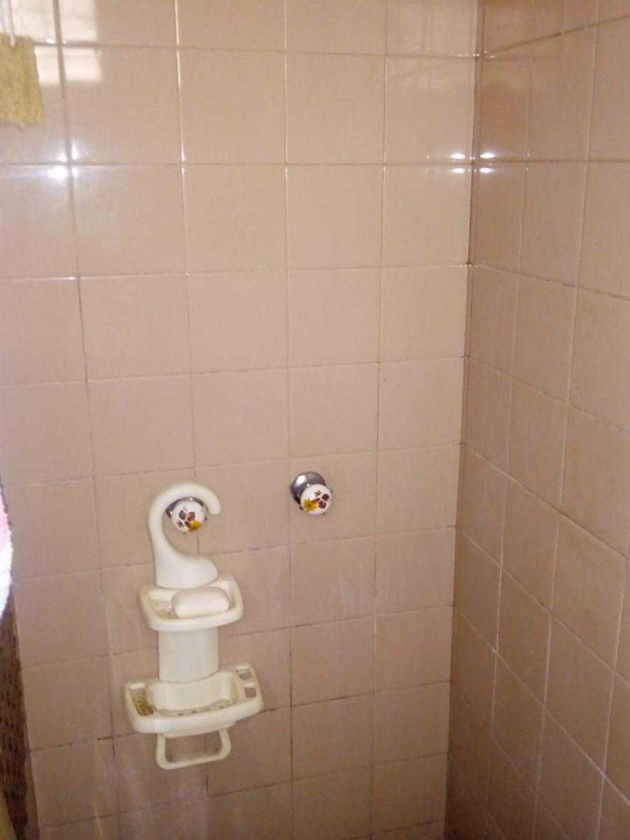 CASA DE 3 AMBIENTES CON JARDÍN DE FRENTE, PATIO Y COCHERA DESCUBIERTA — foto 13