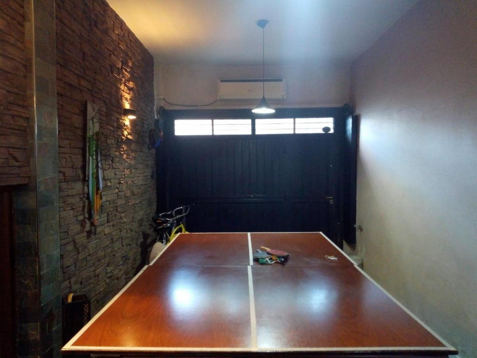 CASA DE 4 AMBIENTES EN EXCELENTE ESTADO CON LOCAL COMERCIAL EN FUNCIONAMIENTO — foto 3