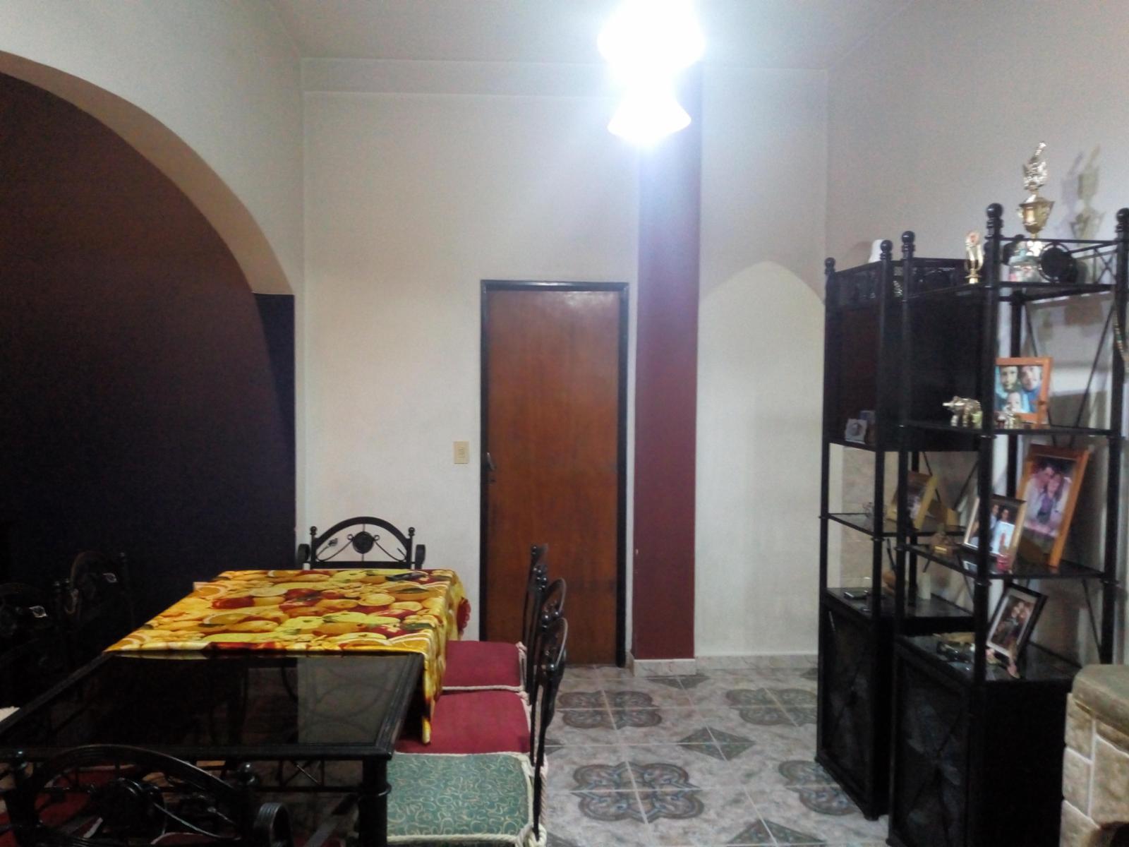 CASA DE 4 AMBIENTES EN EXCELENTE ESTADO CON LOCAL COMERCIAL EN FUNCIONAMIENTO — foto 6