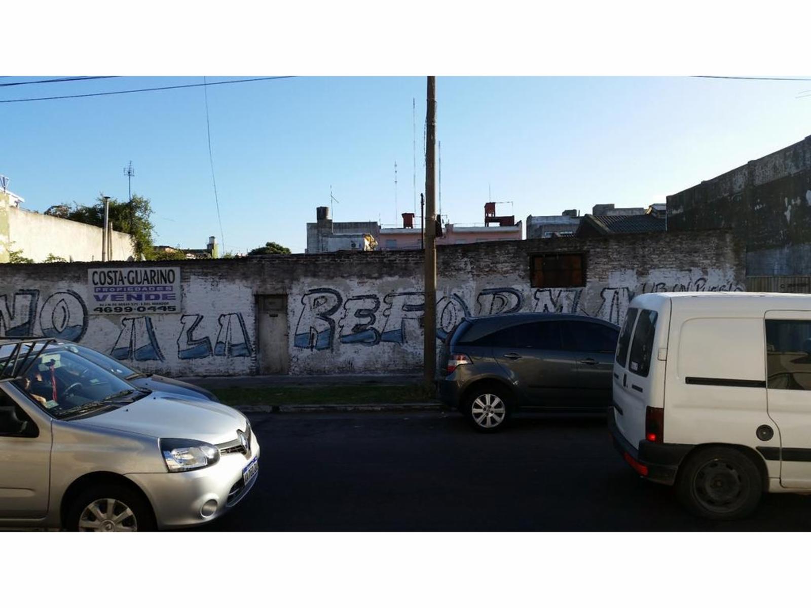 EXCELENTE LOTE DE 320M2 A 50 METROS DE AV J. M. DE ROSAS — foto 2