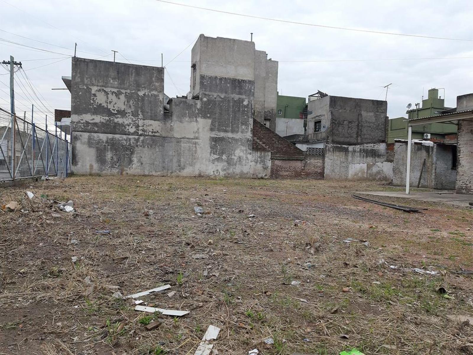 TERRENO DE 225 M² UBICADO SOBRE TAPALQUÉ ANTE ESQUINA AVENIDA SAN MARTÍN — foto 4