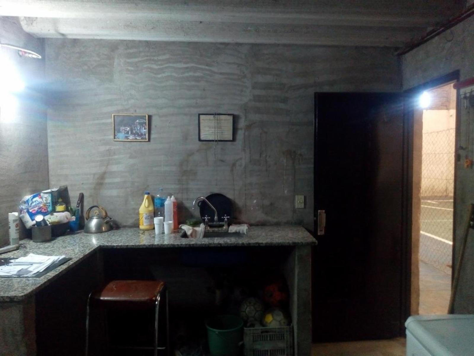 EXCELENTE GALPÓN DE 560 M² USADO COMO CANCHA DE FÚTBOL 5 — foto 15
