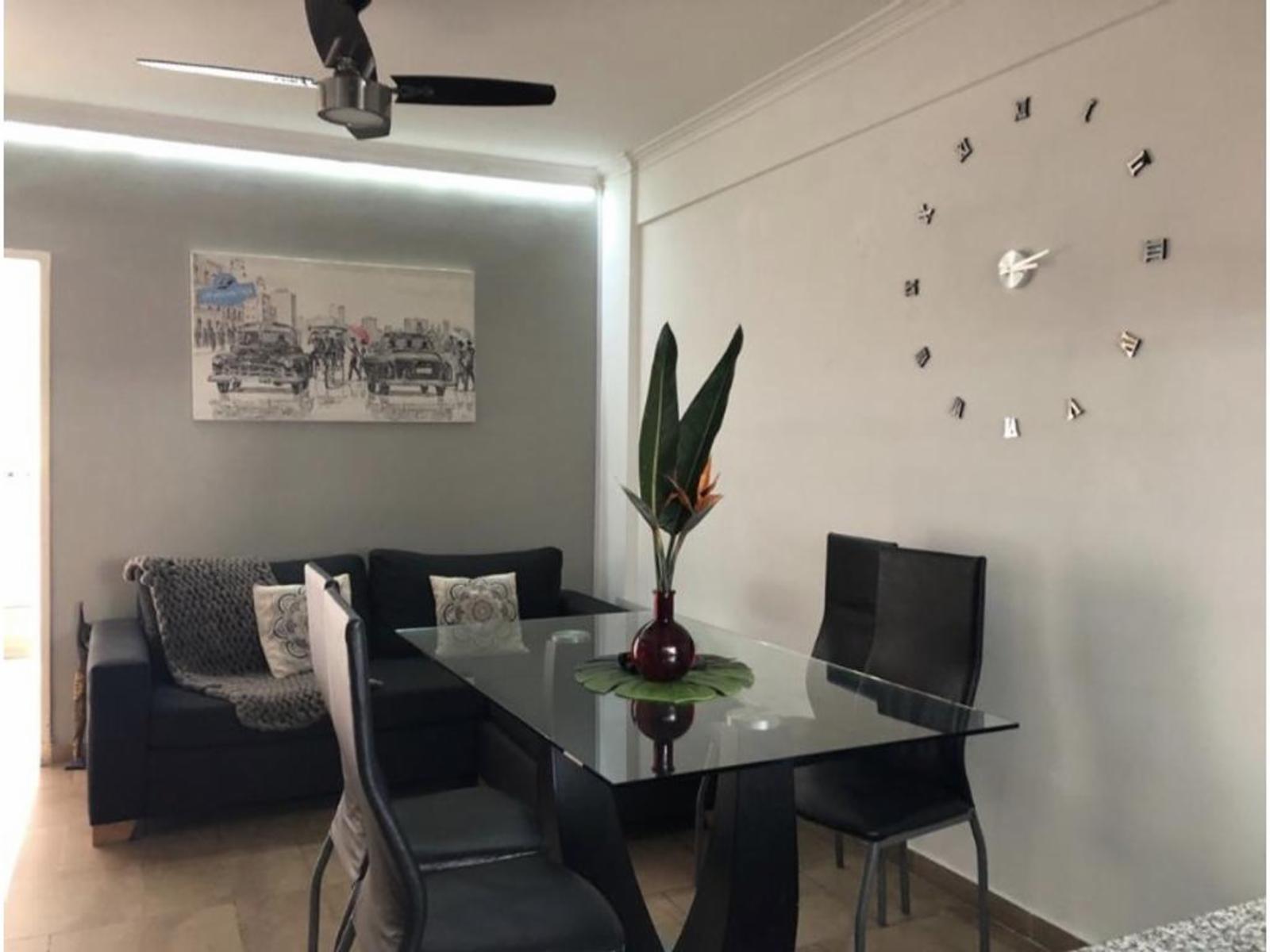 EXCELENTE DEPARTAMENTO DE 2 AMBIENTES EN SEGUNDO PISO AL FRENTE CON BALCÓN Y TERRAZA — foto 9