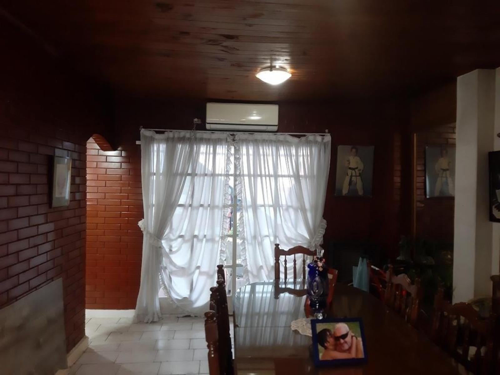 EXCELENTE PH DE 3 AMBIENTES AL FRENTE CON PATIO Y TERRAZA — foto 2