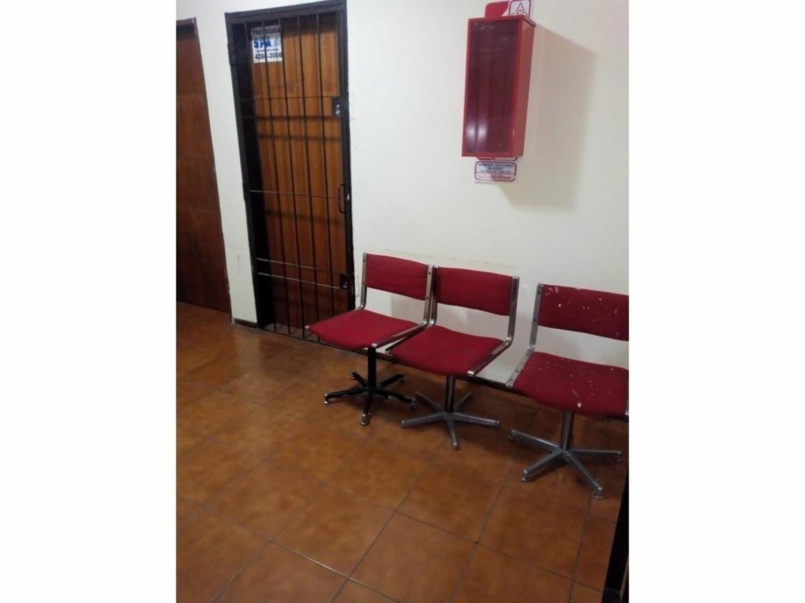 OFICINA DE 70 M² EN PRIMER PISO AL CONTRAFRENTE EN PLENO CENTRO DE SAN JUSTO - 4