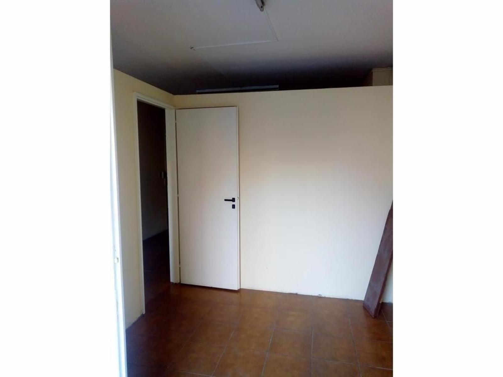 OFICINA DE 70 M² EN PRIMER PISO AL CONTRAFRENTE EN PLENO CENTRO DE SAN JUSTO - 5