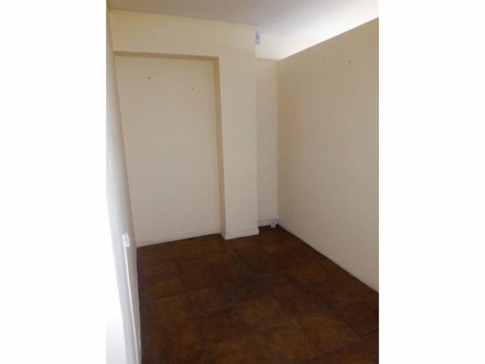 OFICINA DE 70 M² EN PRIMER PISO AL CONTRAFRENTE EN PLENO CENTRO DE SAN JUSTO - 6