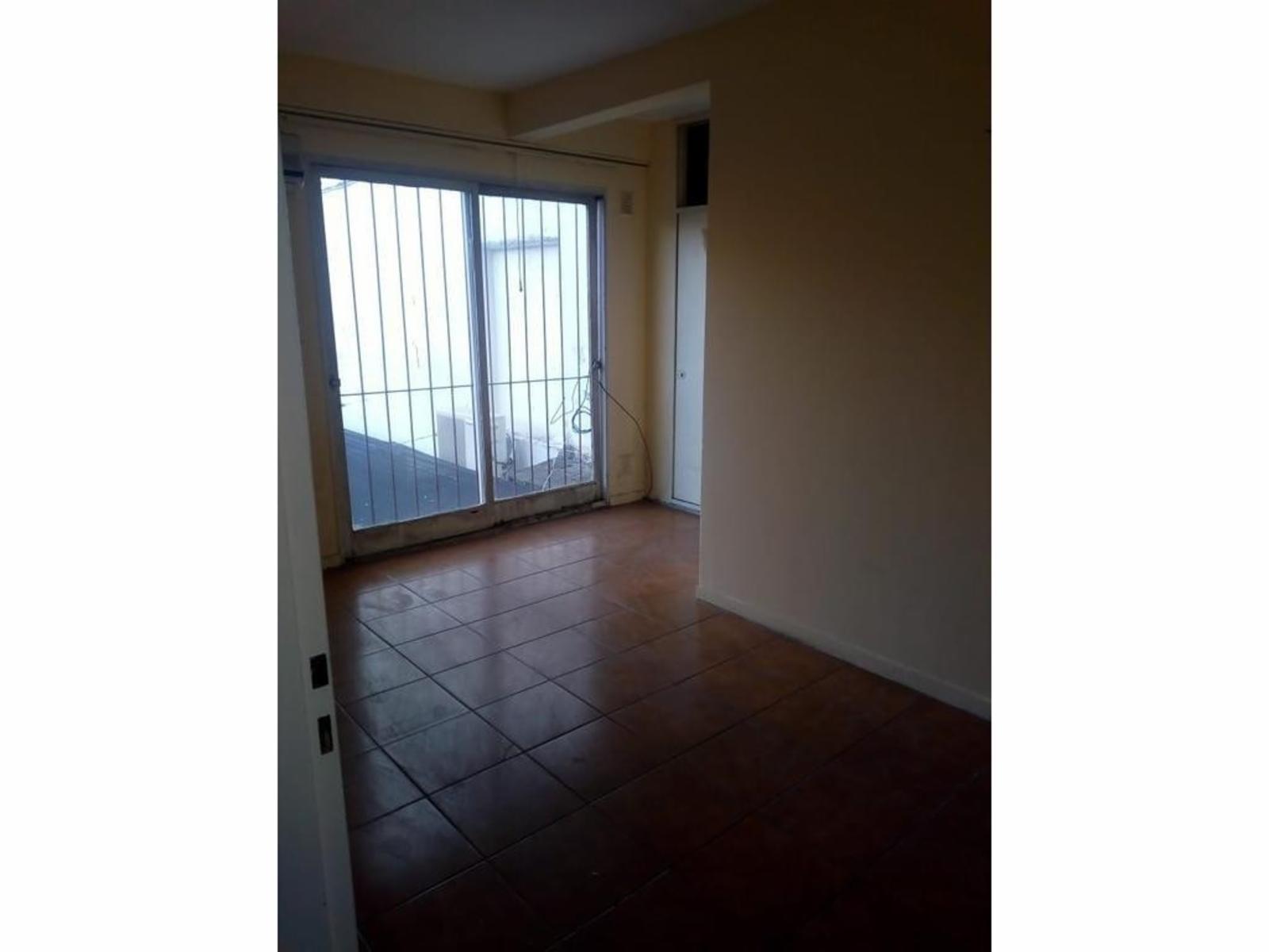 OFICINA DE 70 M² EN PRIMER PISO AL CONTRAFRENTE EN PLENO CENTRO DE SAN JUSTO - 9