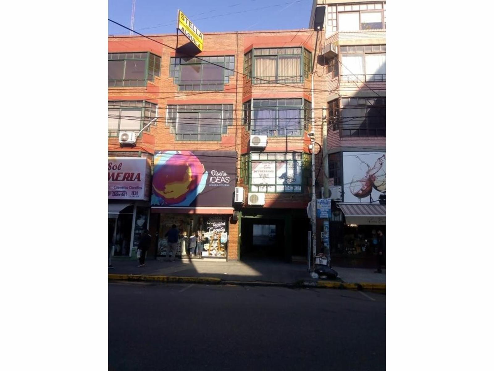 OFICINA DE 33 M² EN TERCER PISO AL CONTRAFRENTE EN PLENO CENTRO DE SAN JUSTO - 1