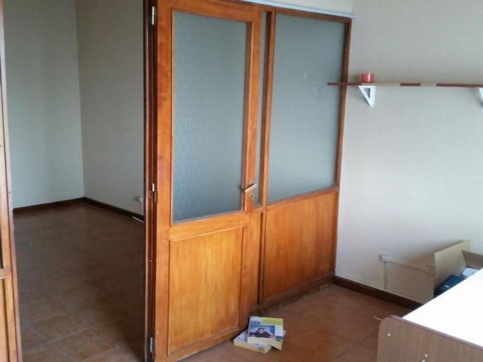 OFICINA DE 33 M² EN TERCER PISO AL CONTRAFRENTE EN PLENO CENTRO DE SAN JUSTO - 9