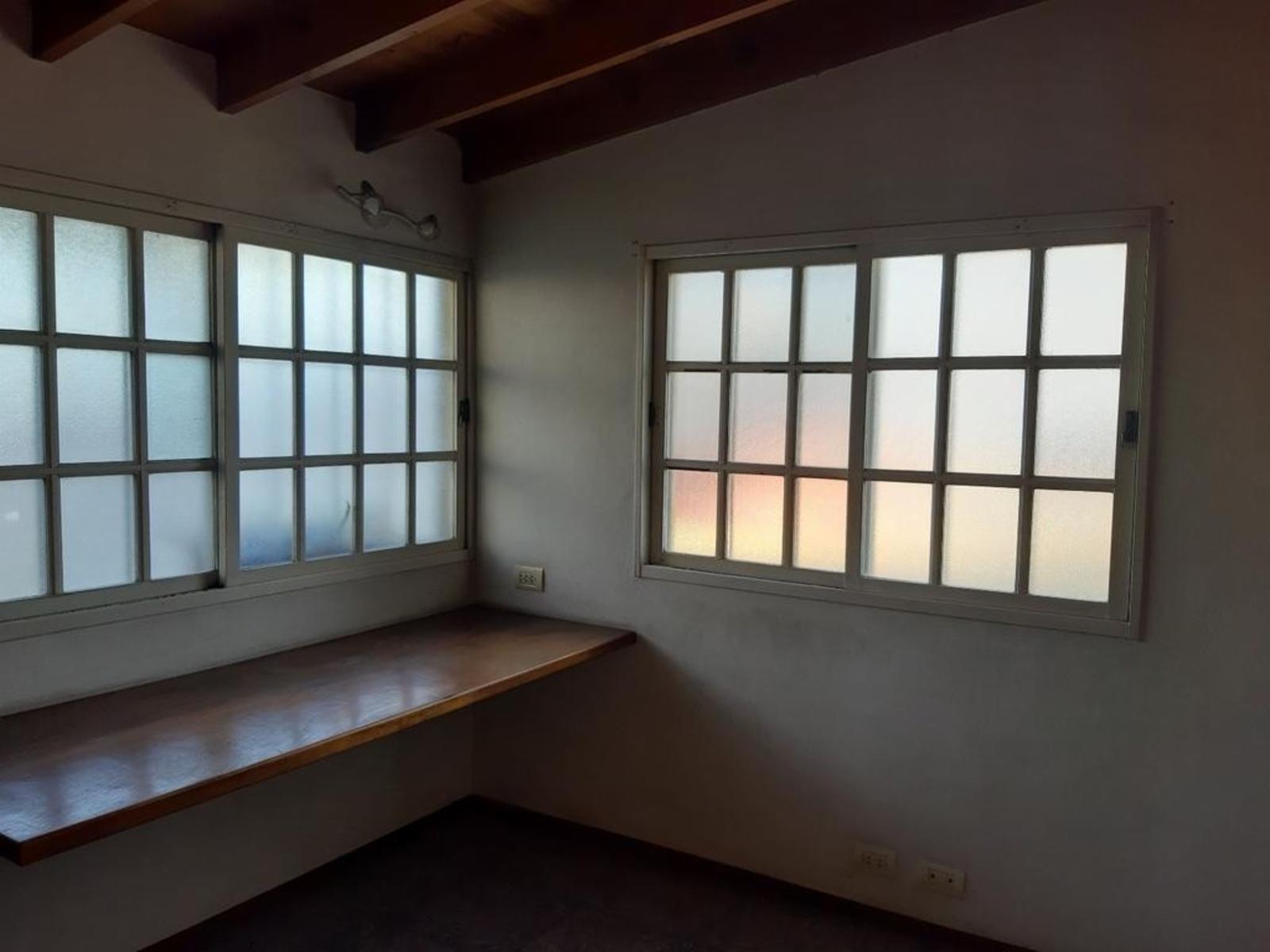 PH DE 4 AMBIENTES AL FRENTE CON PATIO, BALCÓN Y TERRAZA — foto 13