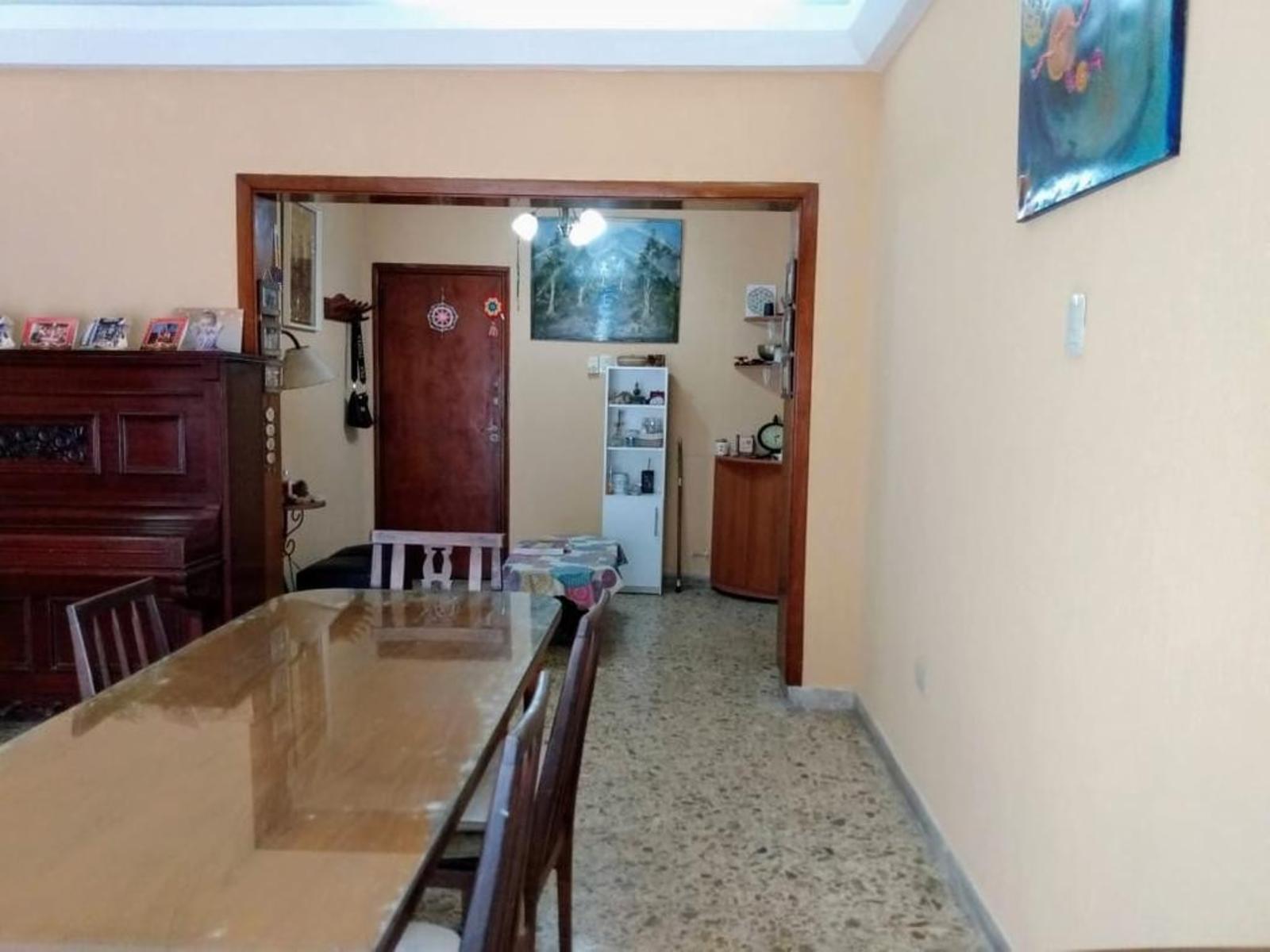 VENTA EN BLOCK DE 3 UNIDADES DE 4 Y 2 AMBIENTES MÁS LOCAL EN PLANTA BAJA — foto 2