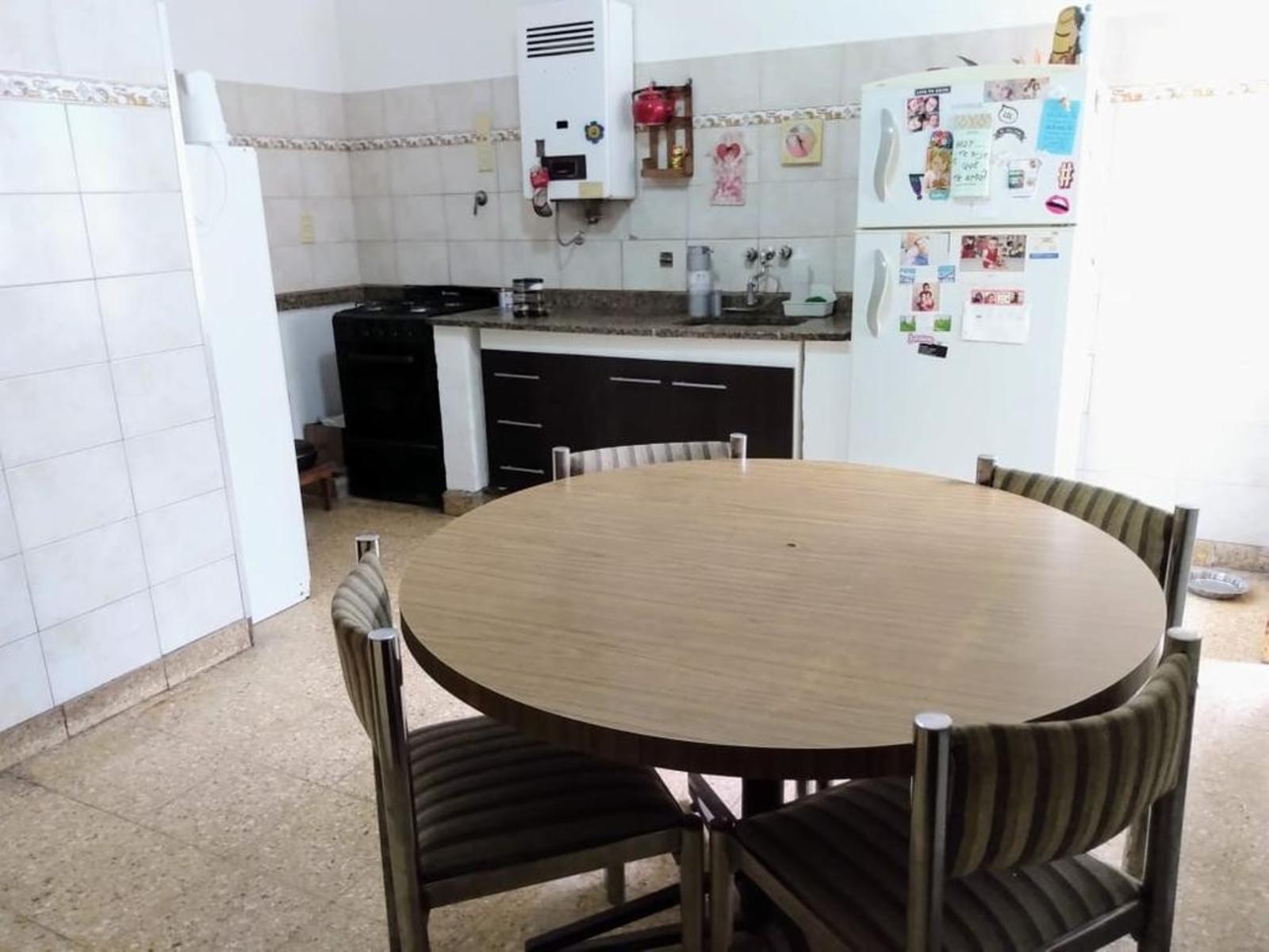 VENTA EN BLOCK DE 3 UNIDADES DE 4 Y 2 AMBIENTES MÁS LOCAL EN PLANTA BAJA — foto 6
