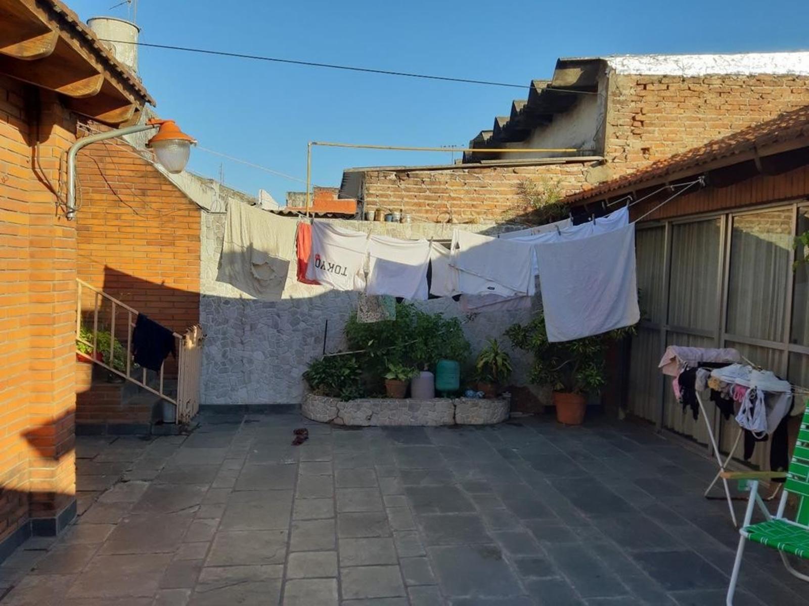 PH TIPO CASA DE 4 AMBIENTES CON COCHERA, PATIO, TERRAZA Y QUINCHO — foto 14