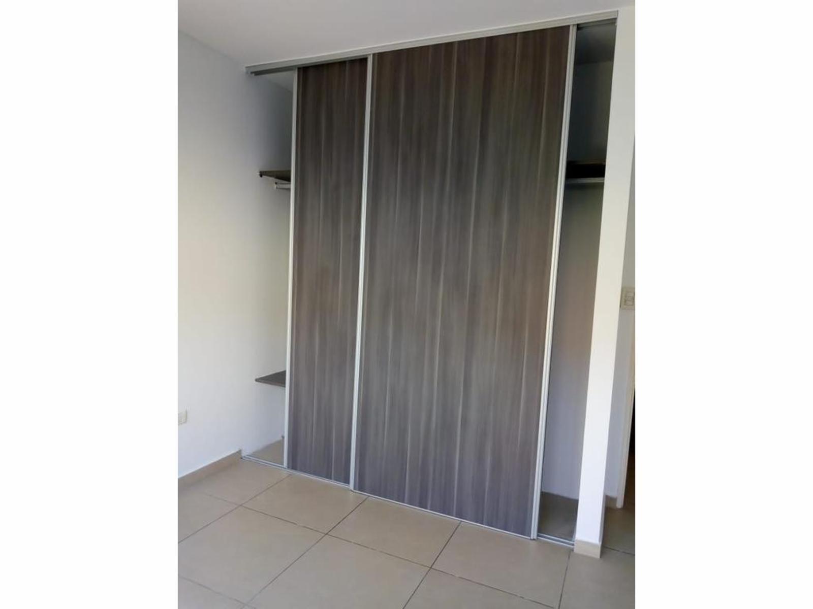 EXCELENTE DEPARTAMENTO DE 2 AMBIENTES AL CONTRAFRENTE CON BALCÓN Y TERRAZA — foto 7