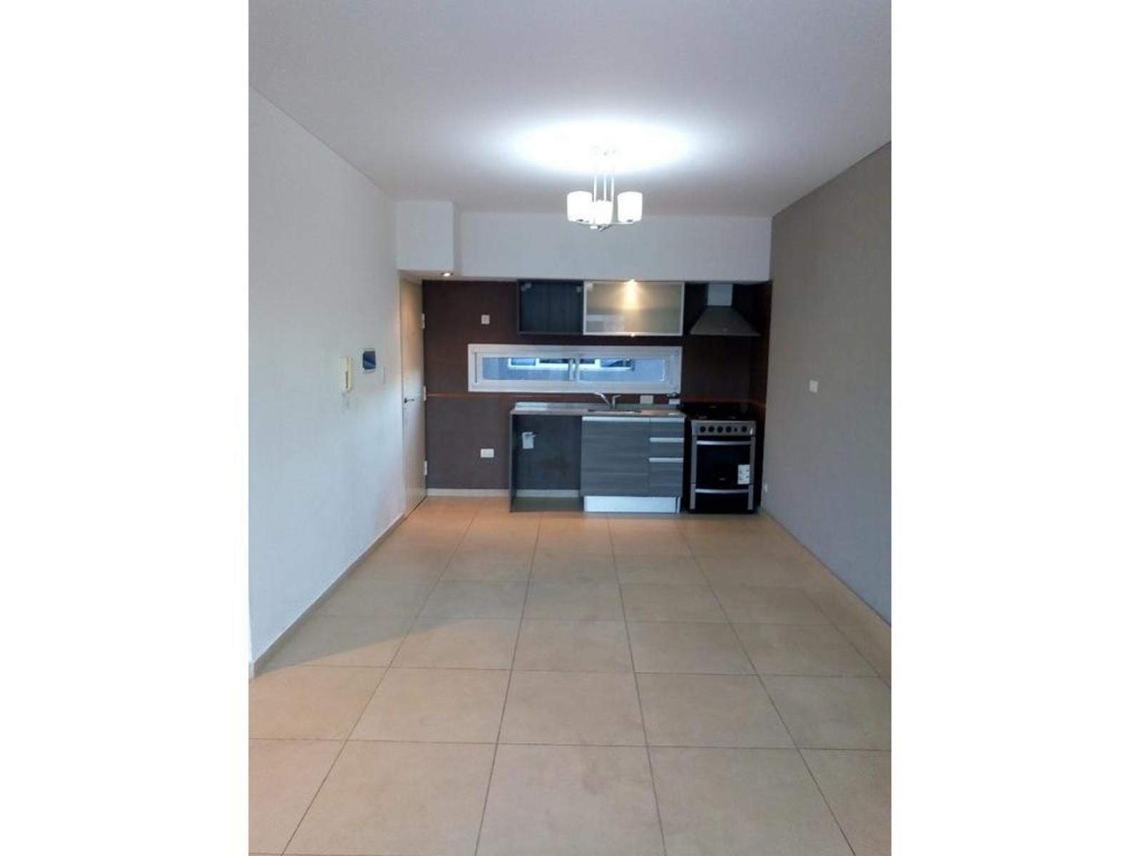 EXCELENTE DEPARTAMENTO MONOAMBIENTE EN PRIMER PISO AL FRENTE CON BALCÓN — foto 5