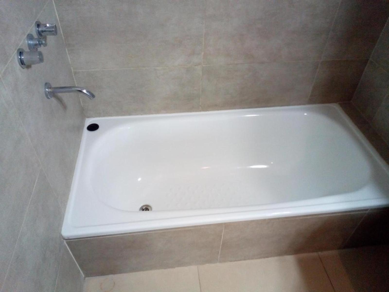 EXCELENTE DEPARTAMENTO MONOAMBIENTE EN PRIMER PISO AL FRENTE CON BALCÓN — foto 13