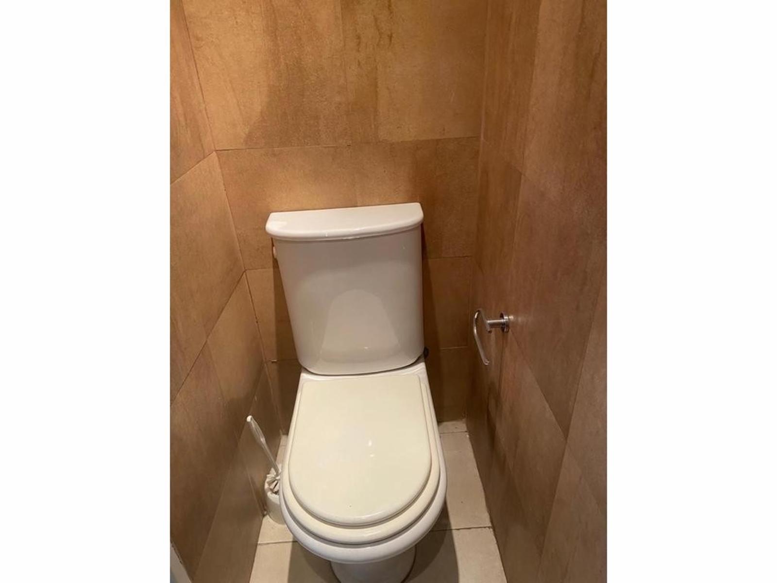EXCELENTE PH DE 3 AMBIENTES UBICADO EN ESQUINA EN 2 PLANTAS CON TERRAZA — foto 10