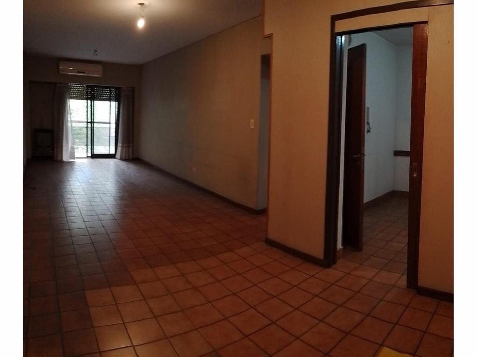 DEPARTAMENTO 4 AMBIENTES CON COCHERA CUBIERTA Y BALCÓN CORRIDO AL FRENTE — foto 7