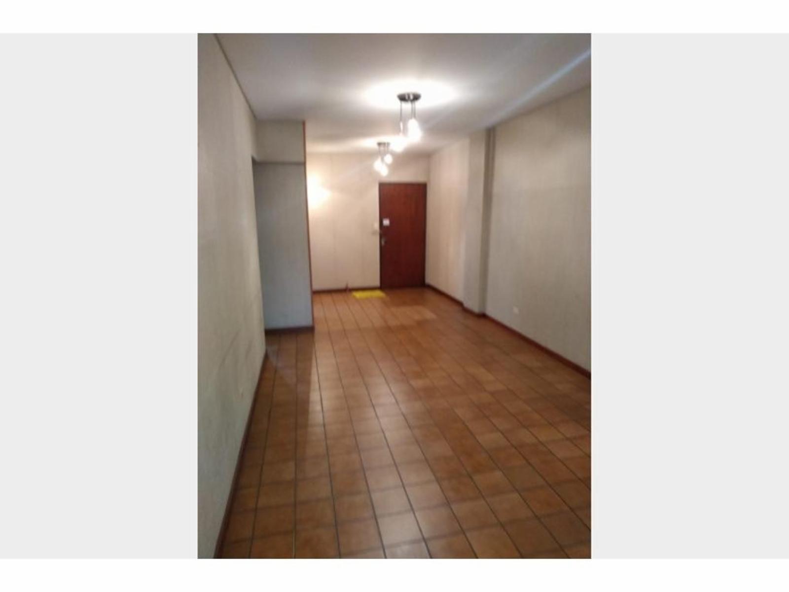 DEPARTAMENTO 4 AMBIENTES CON COCHERA CUBIERTA Y BALCÓN CORRIDO AL FRENTE — foto 9