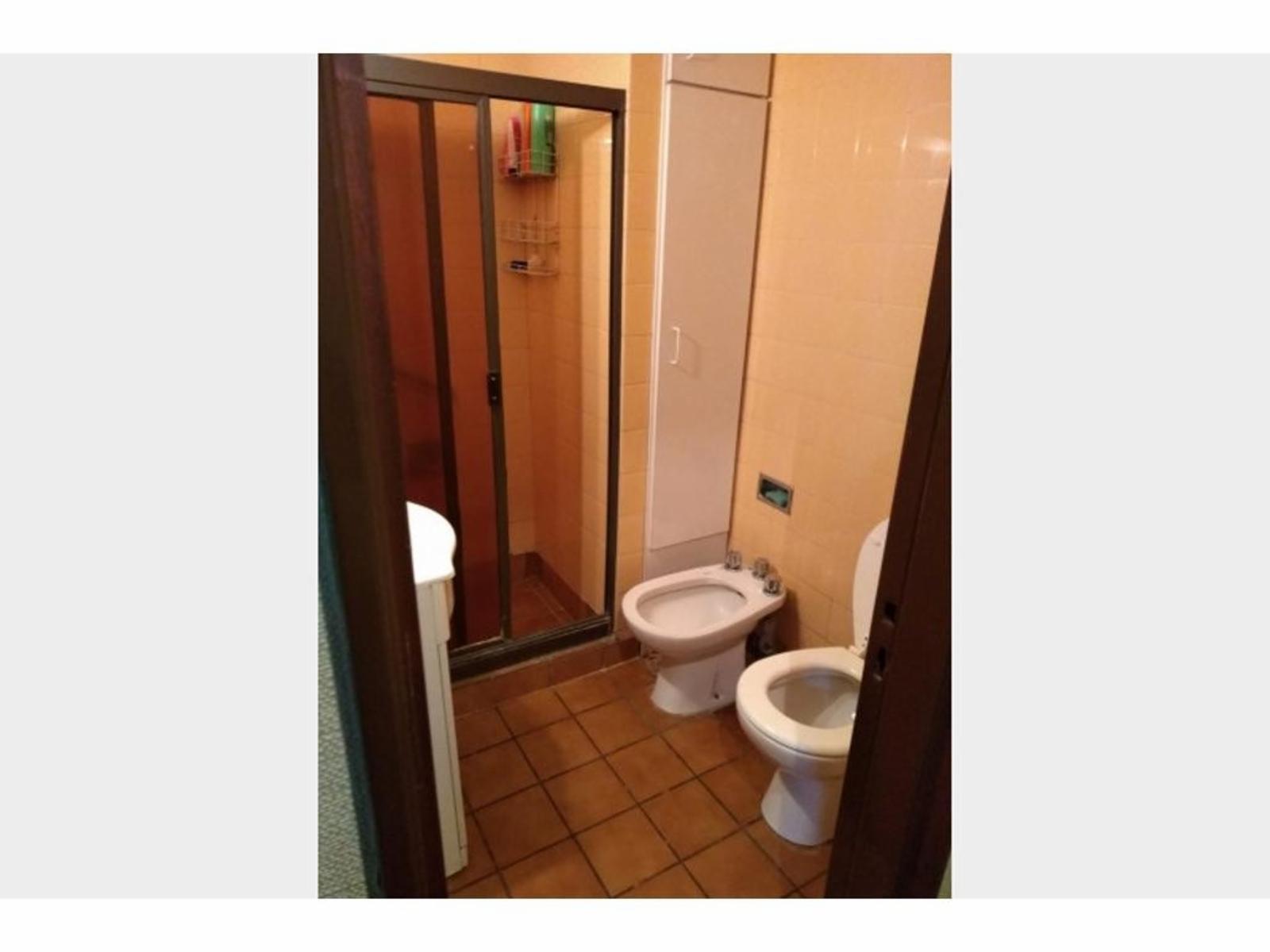 DEPARTAMENTO 4 AMBIENTES CON COCHERA CUBIERTA Y BALCÓN CORRIDO AL FRENTE — foto 14