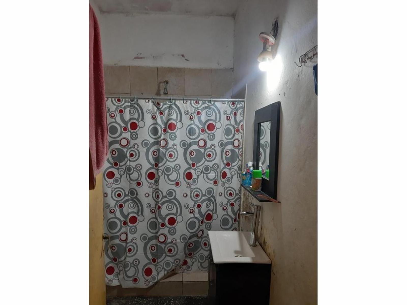 VENTA EN BLOCK DE 2 VIVIENDAS + OFICINA DE 43m² A REFACCIONAR IDEAL PARA 2 FAMILIAS. — foto 13