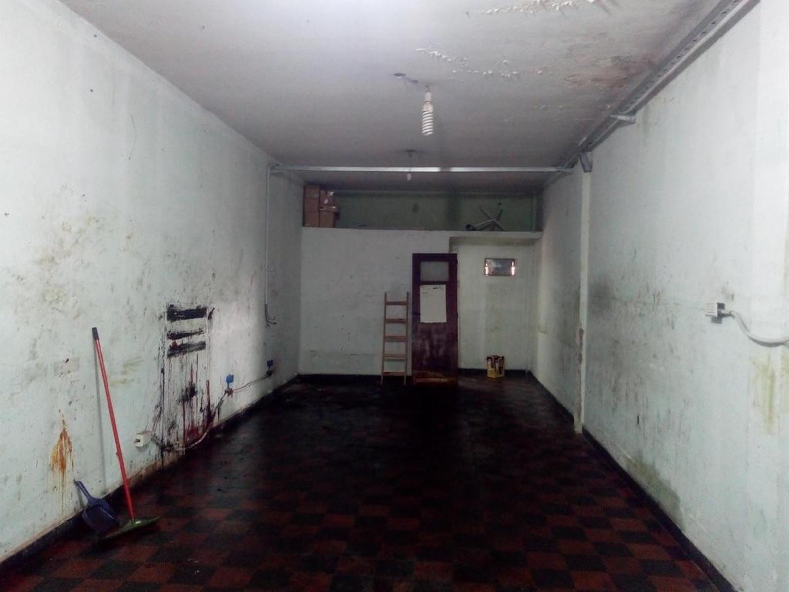 VENTA EN BLOCK DE 5 UNIDADES (2 LOCALES AL FRENTE + 3 VIVIENDAS) — foto 2