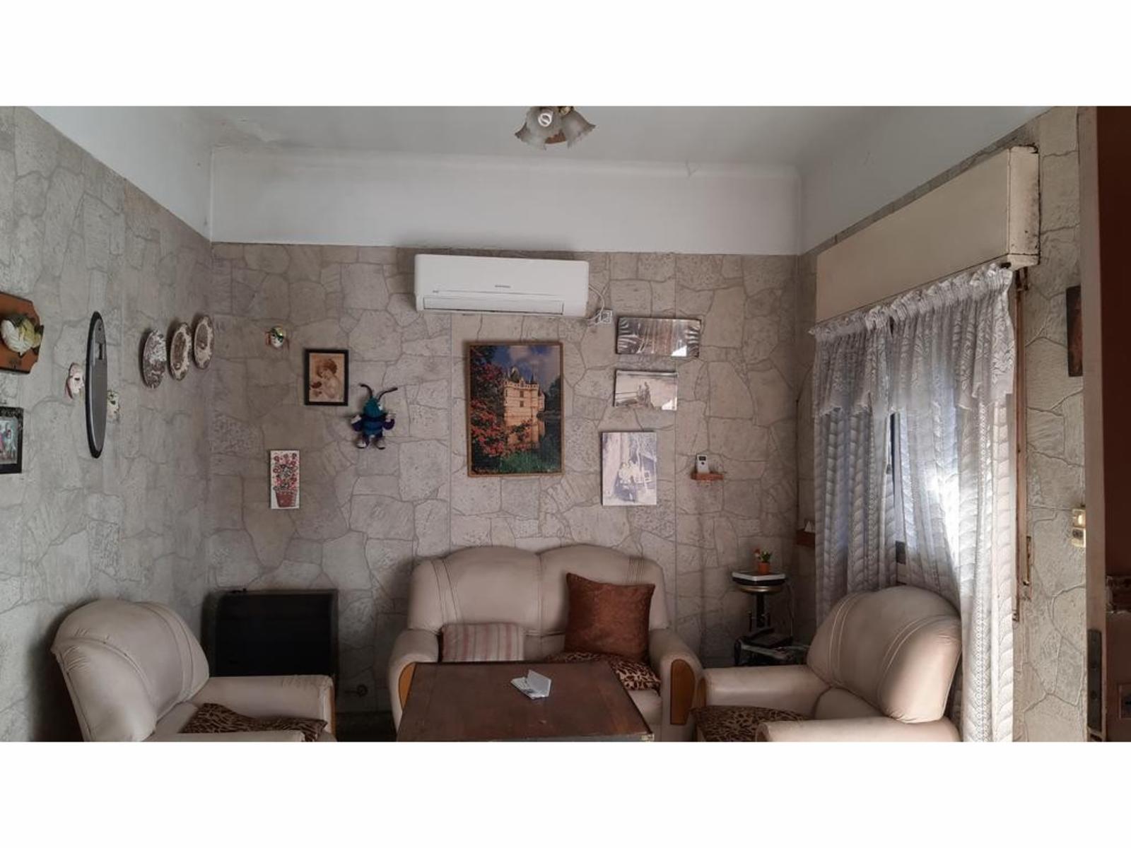 Casa de 3 ambientes con terreno de 10 X 26 con patio y terraza — foto 4