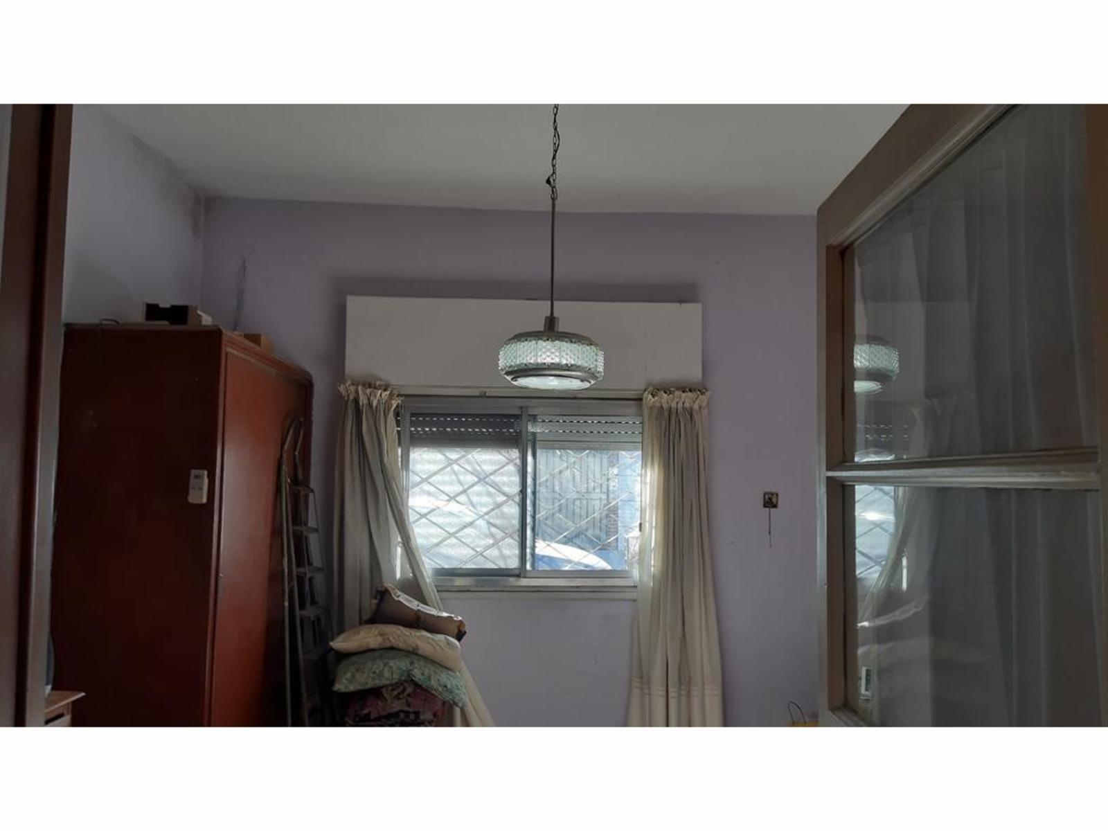 Casa de 3 ambientes con terreno de 10 X 26 con patio y terraza — foto 7