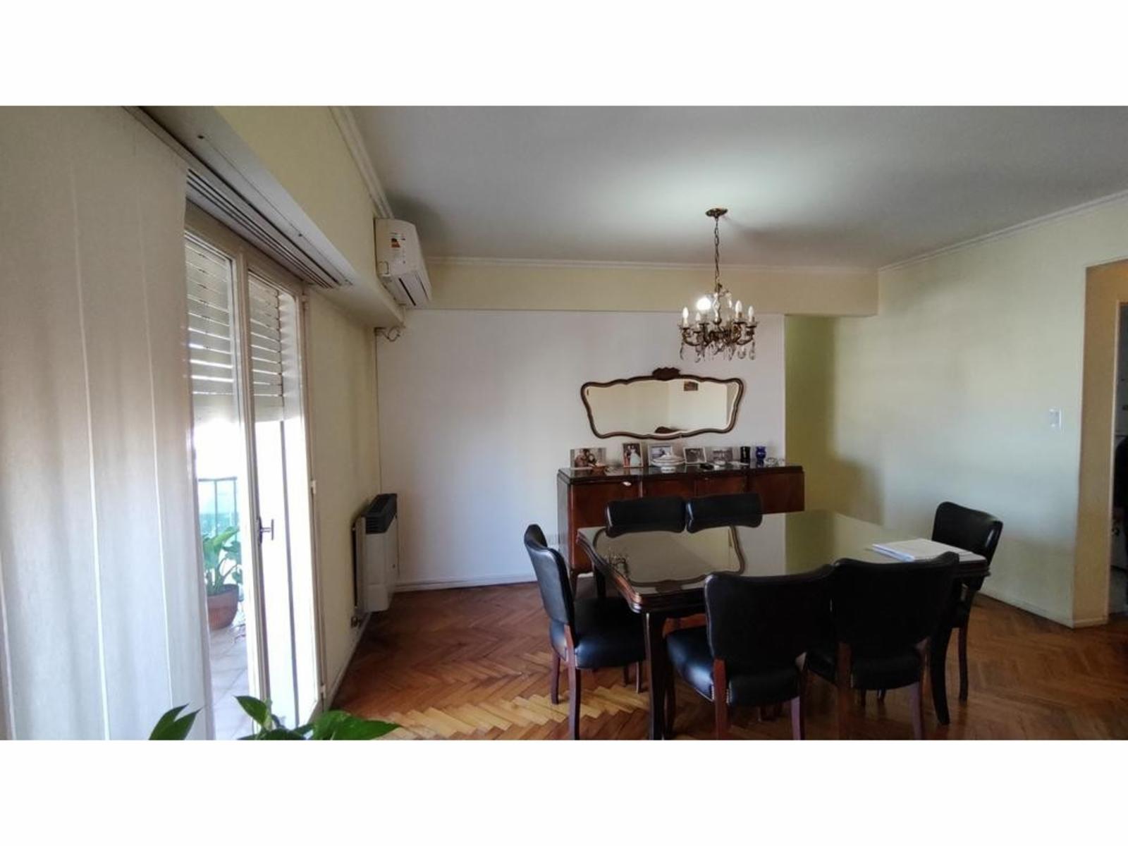 Departamento de 3 ambientes con balcón al contrafrente ubicado sobre Avenida San Martín — foto 9
