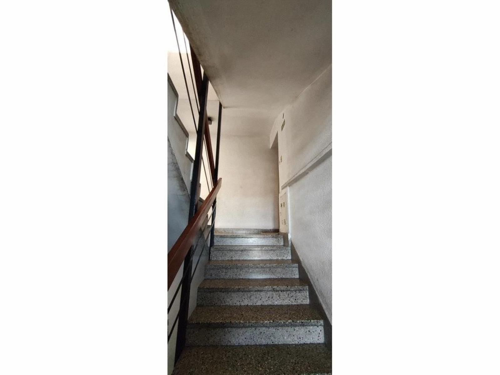 Departamento de 3 ambientes en primer piso al frente — foto 3