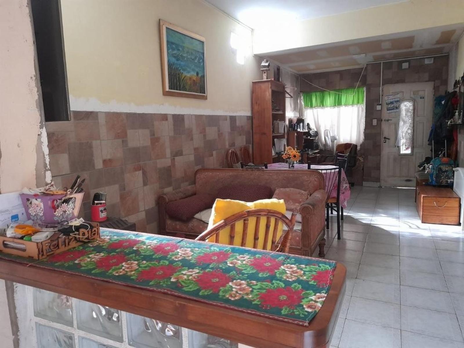 CASA CON DOS PROPIEDADES DE 3 AMBIENTES Y 2 AMBIENTES IDEAL PARA DOS FAMILIAS — foto 6