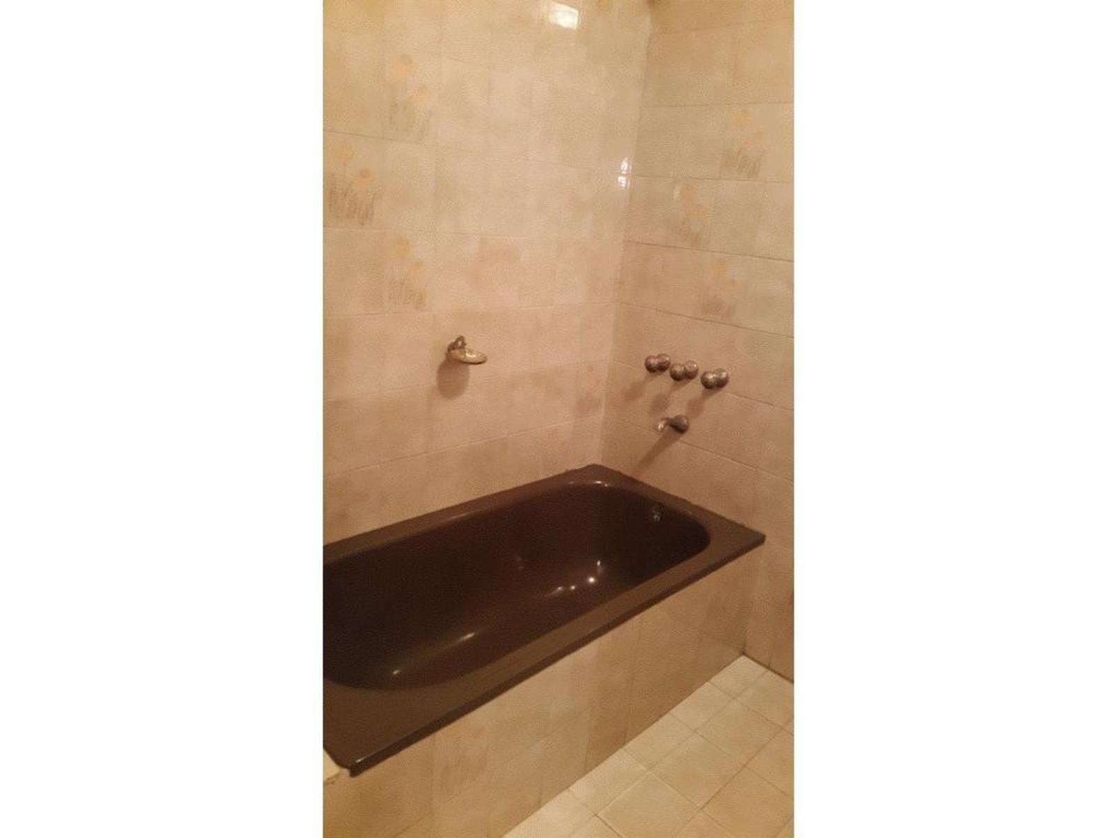 Excelente casa de 5 ambientes con salida a 2 calles — foto 7