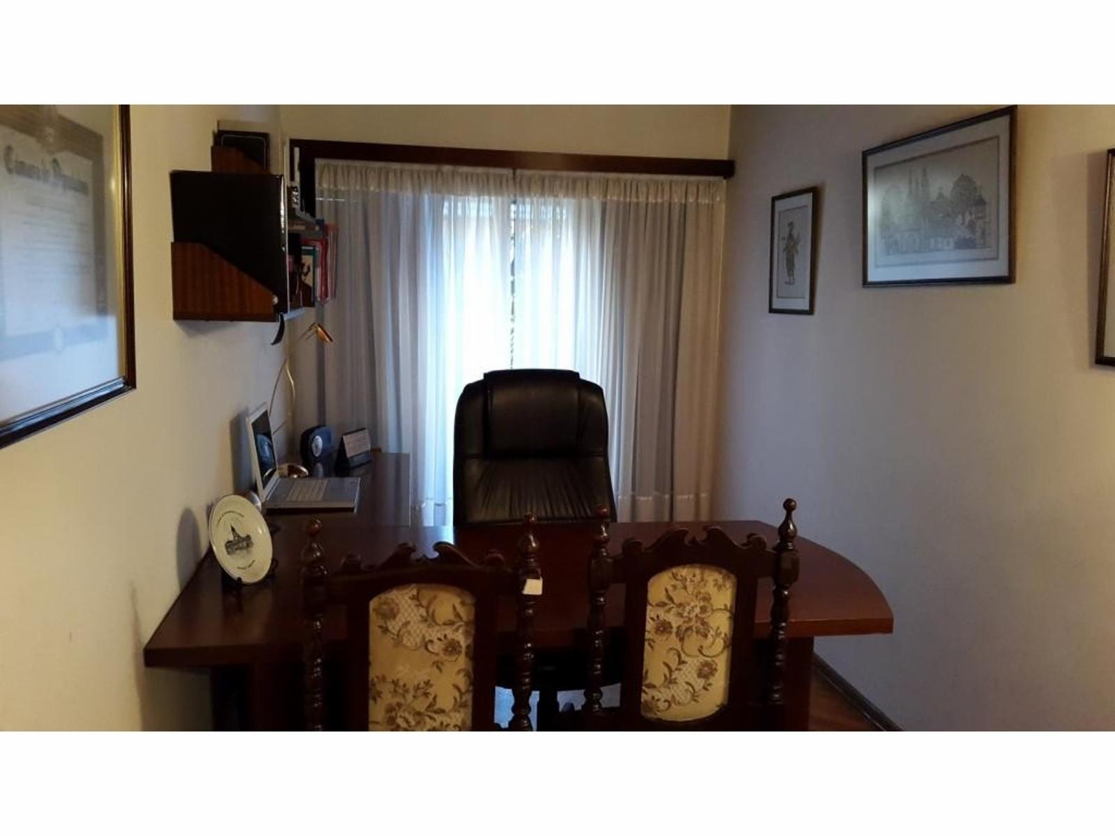Excelente casa de 5 ambientes con salida a 2 calles — foto 8