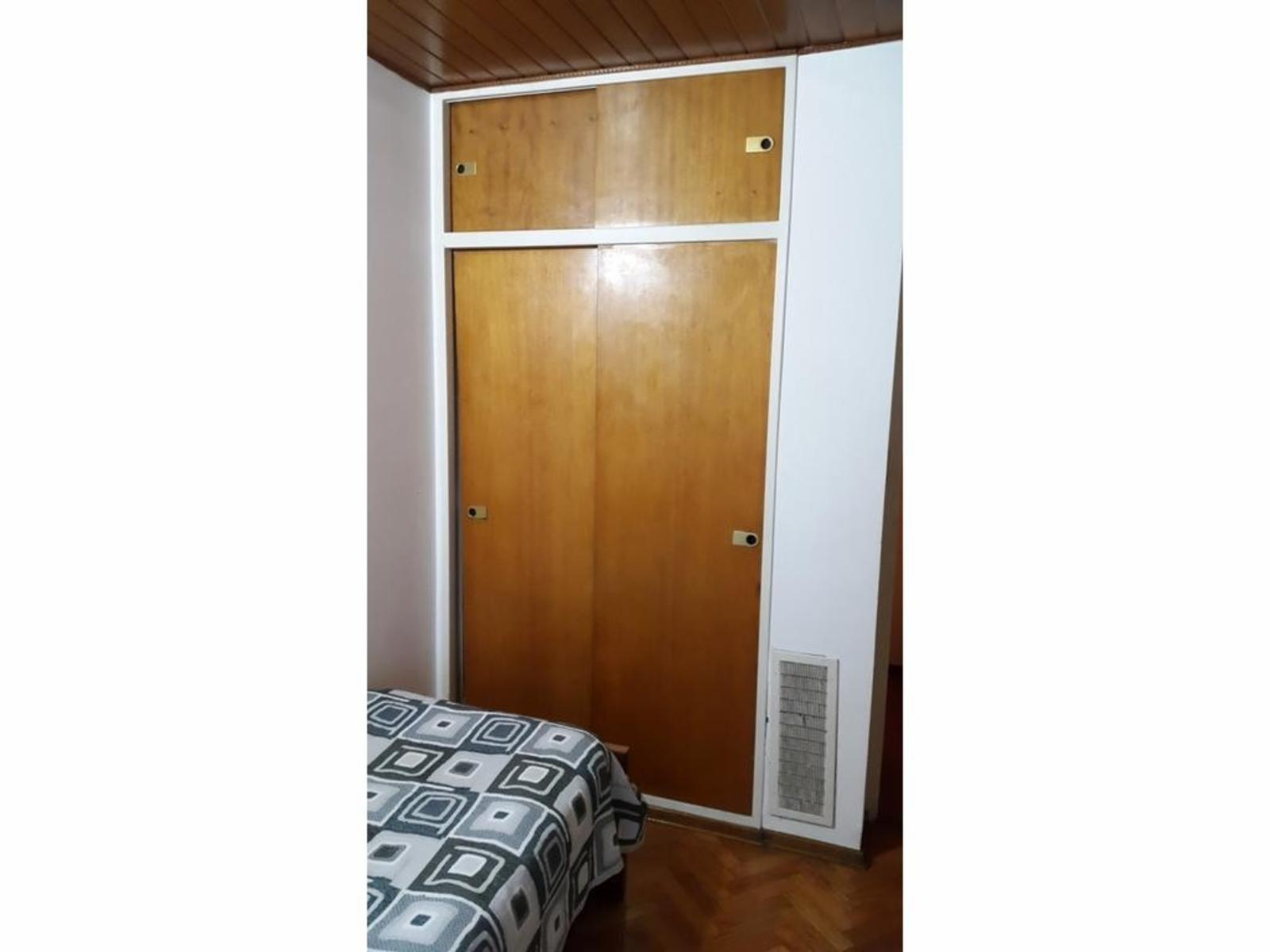 Excelente casa de 5 ambientes con salida a 2 calles — foto 10