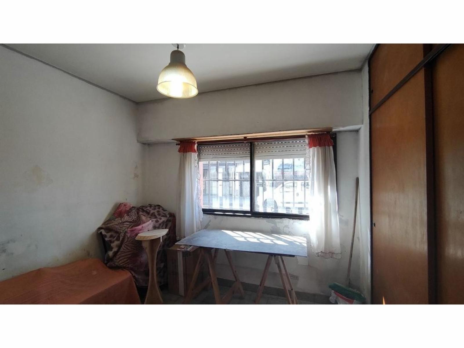 PH de 3 ambientes en planta baja al frente en esquina con patio — foto 15