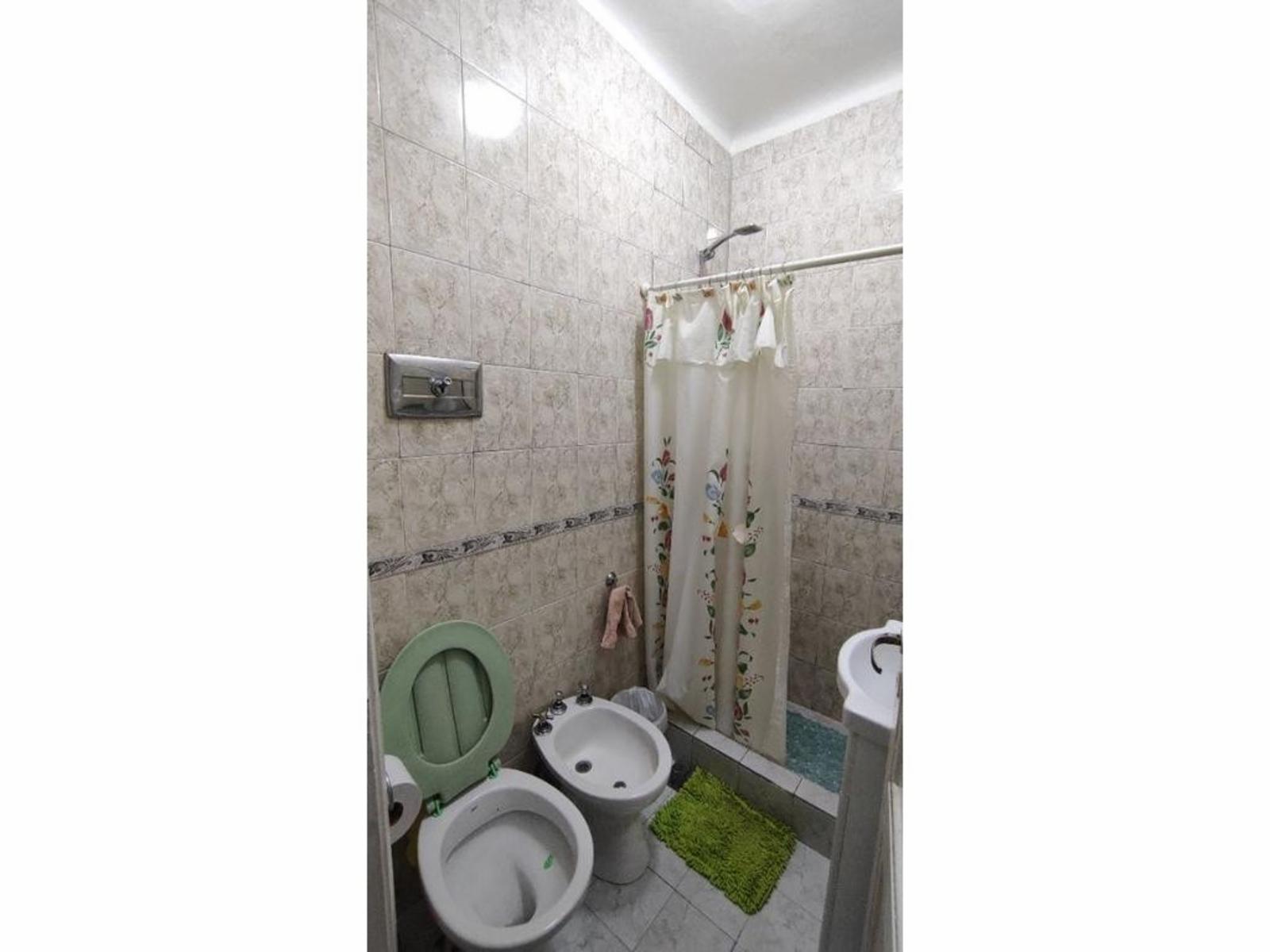 Departamento de 3 ambientes con balcón y terraza — foto 14