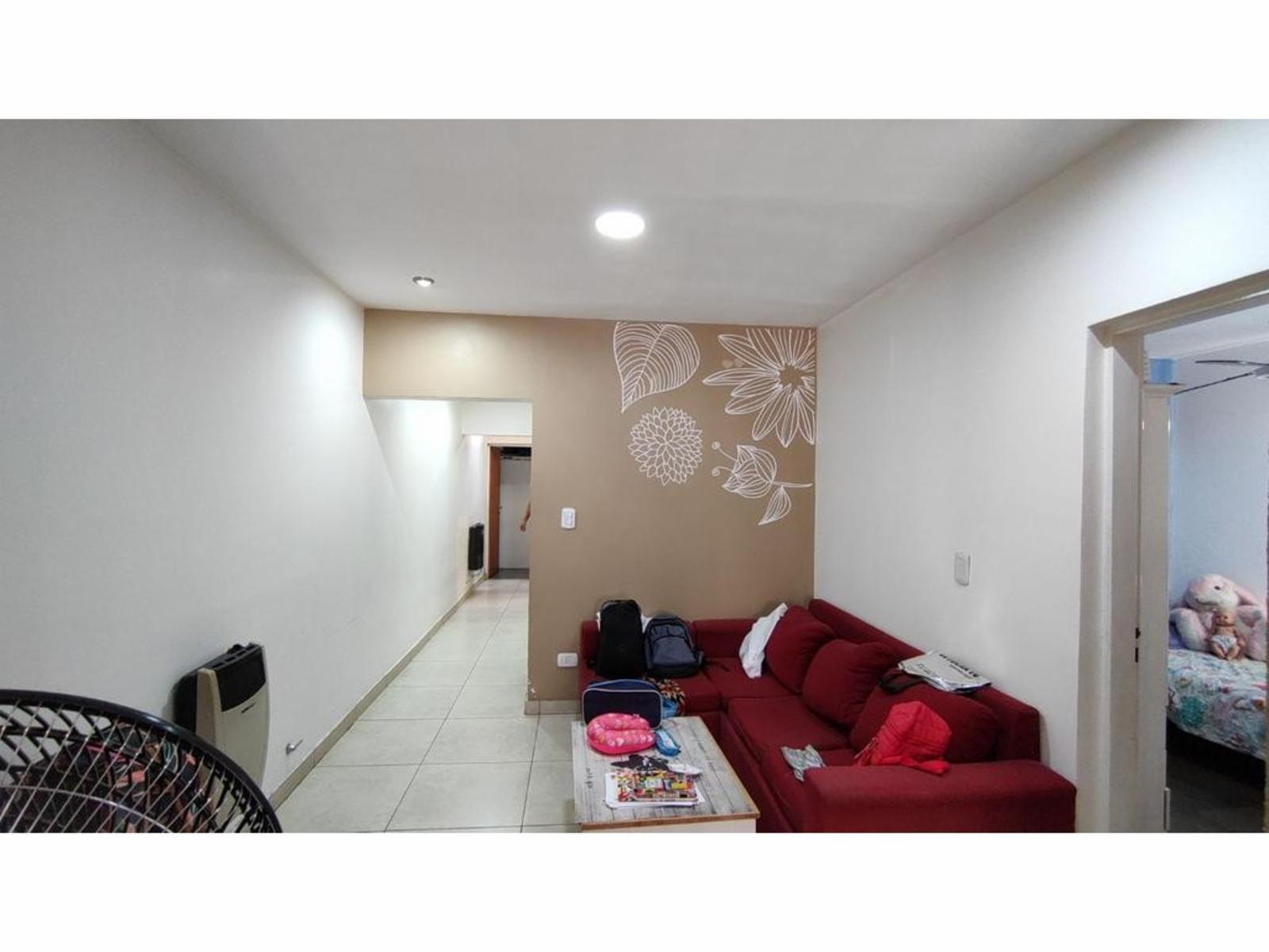 Casa de 4 ambientes con terreno de 8,66 X 58,74 con cocheras para 12 vehículos — foto 8