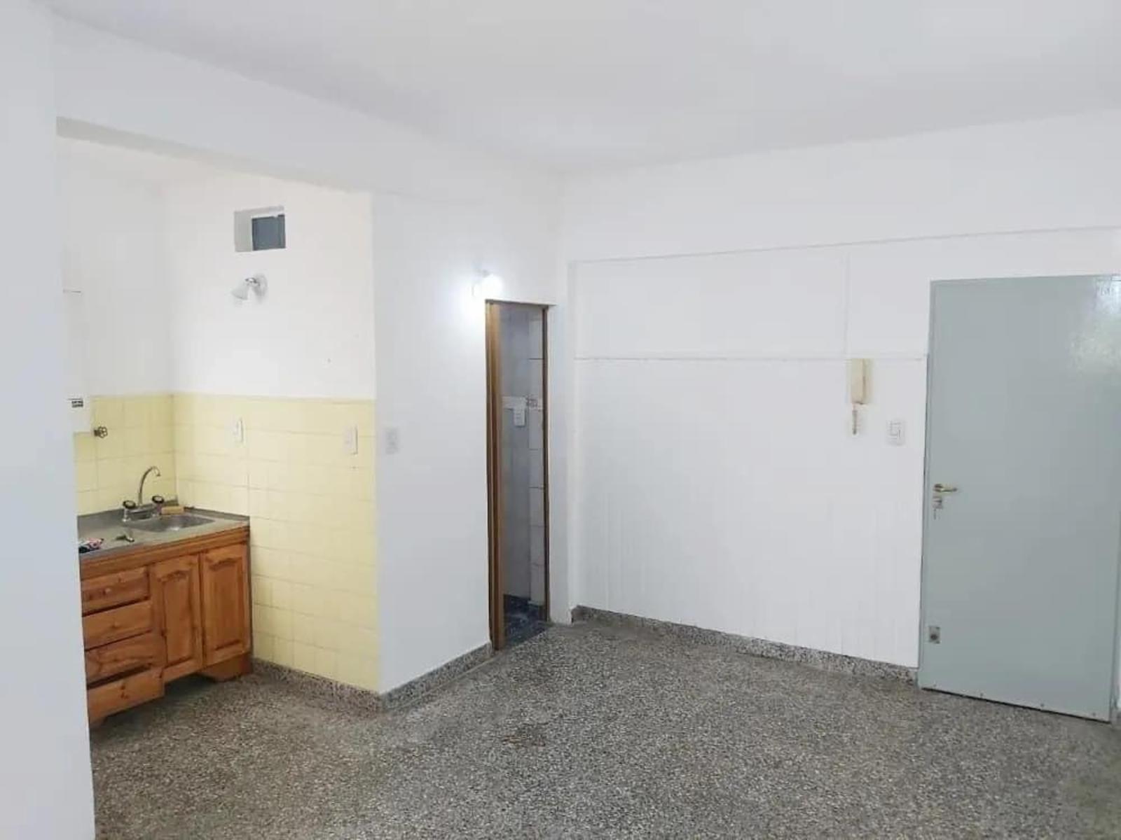 Calle 6 1144 entre 38 y 39 - PLANTA BAJA UF: 5 — foto 5