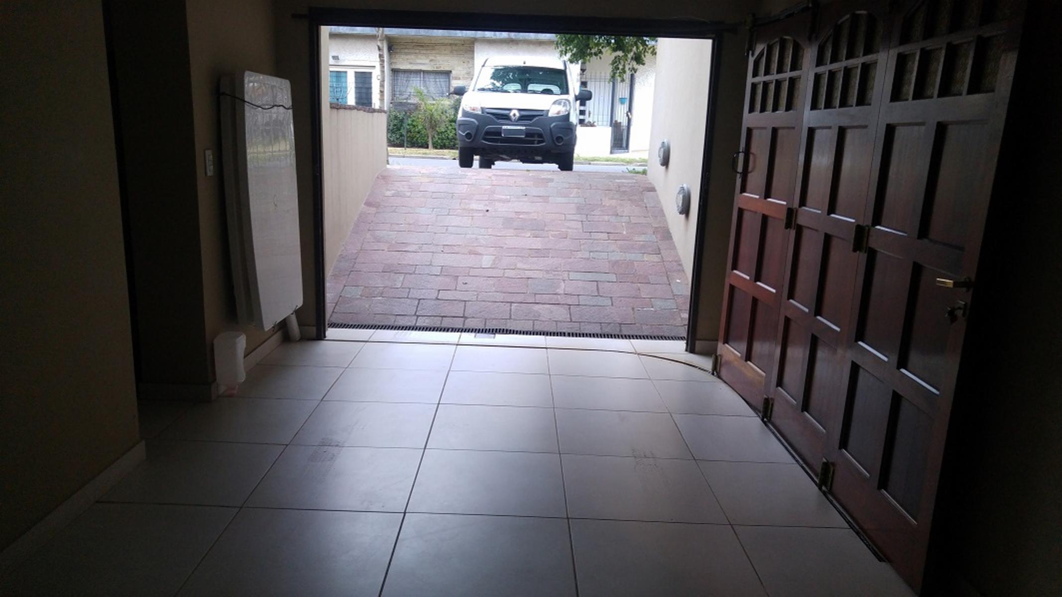 VENTA DE CASA 5 AMB EN BARRIO PILETA RAMOS MEJIA — foto 5