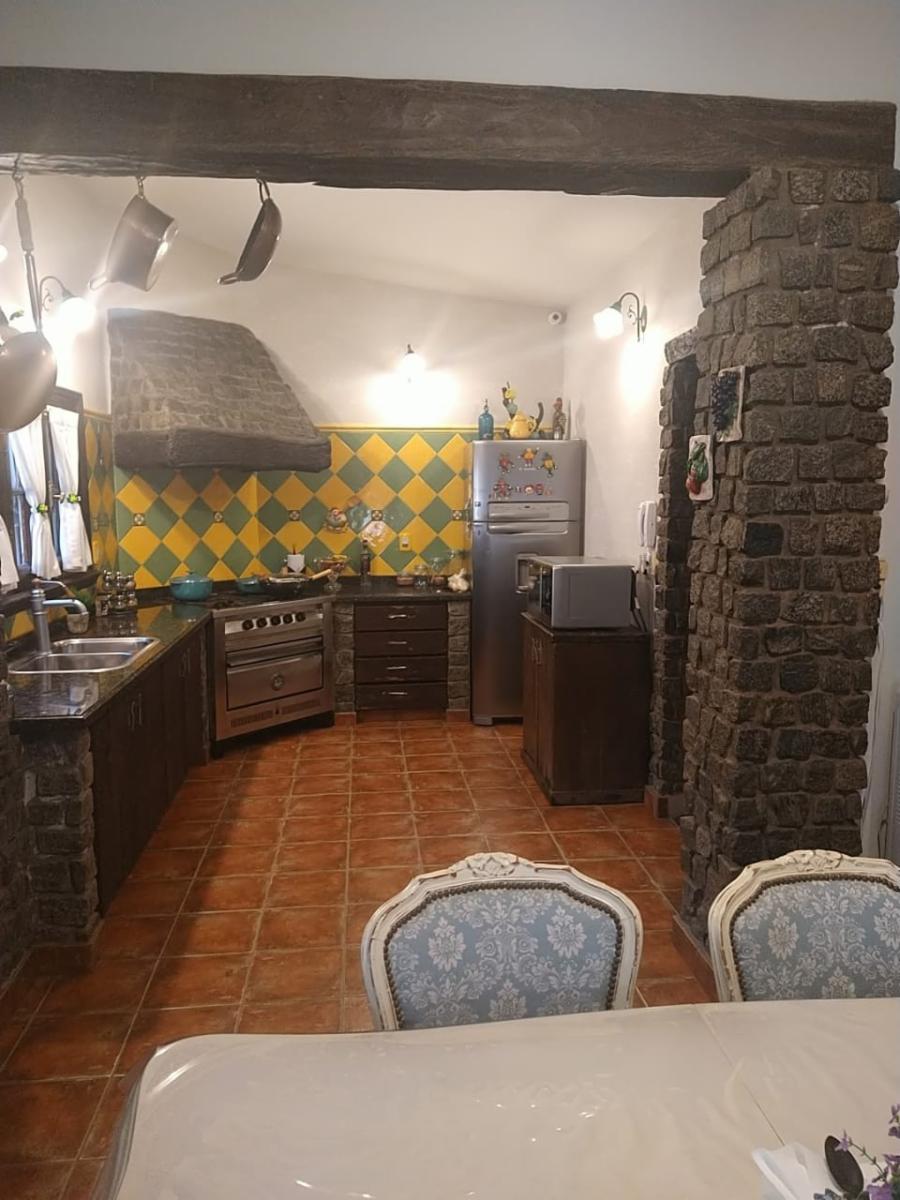 Imponente Casa Quinta con importantes detalles constructivos, Estilo Mexicano y más, Ubicada en San Justo, partido de La Matanza. — foto 3