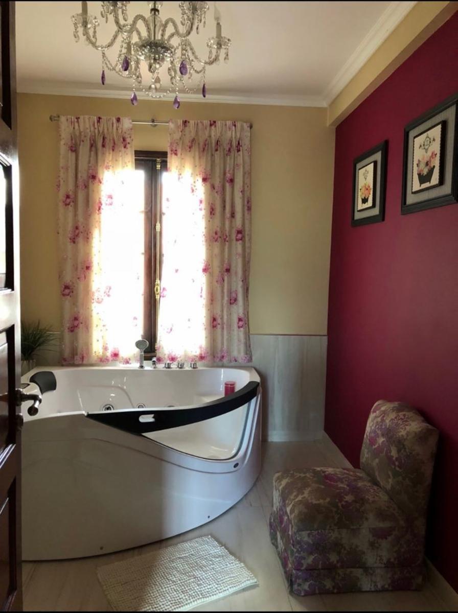 Imponente Casa Quinta con importantes detalles constructivos, Estilo Mexicano y más, Ubicada en San Justo, partido de La Matanza. — foto 6