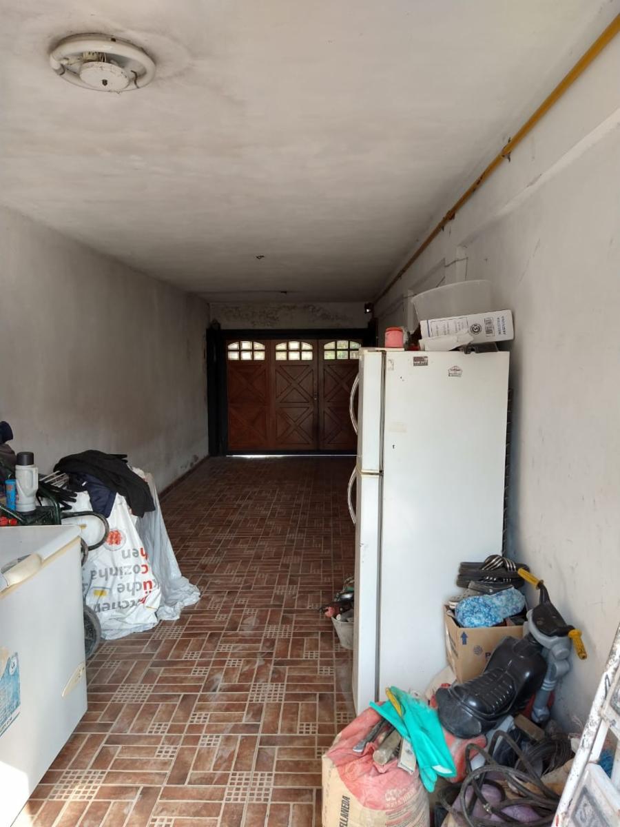 Chalet de 2 Plantas, Ubicado en Villa Luzuriaga. — foto 10